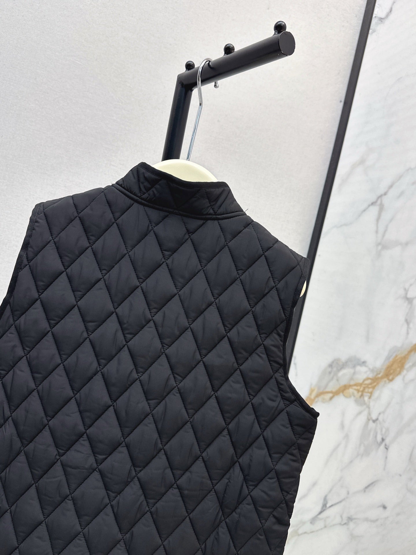 Loro NEW Padded vest