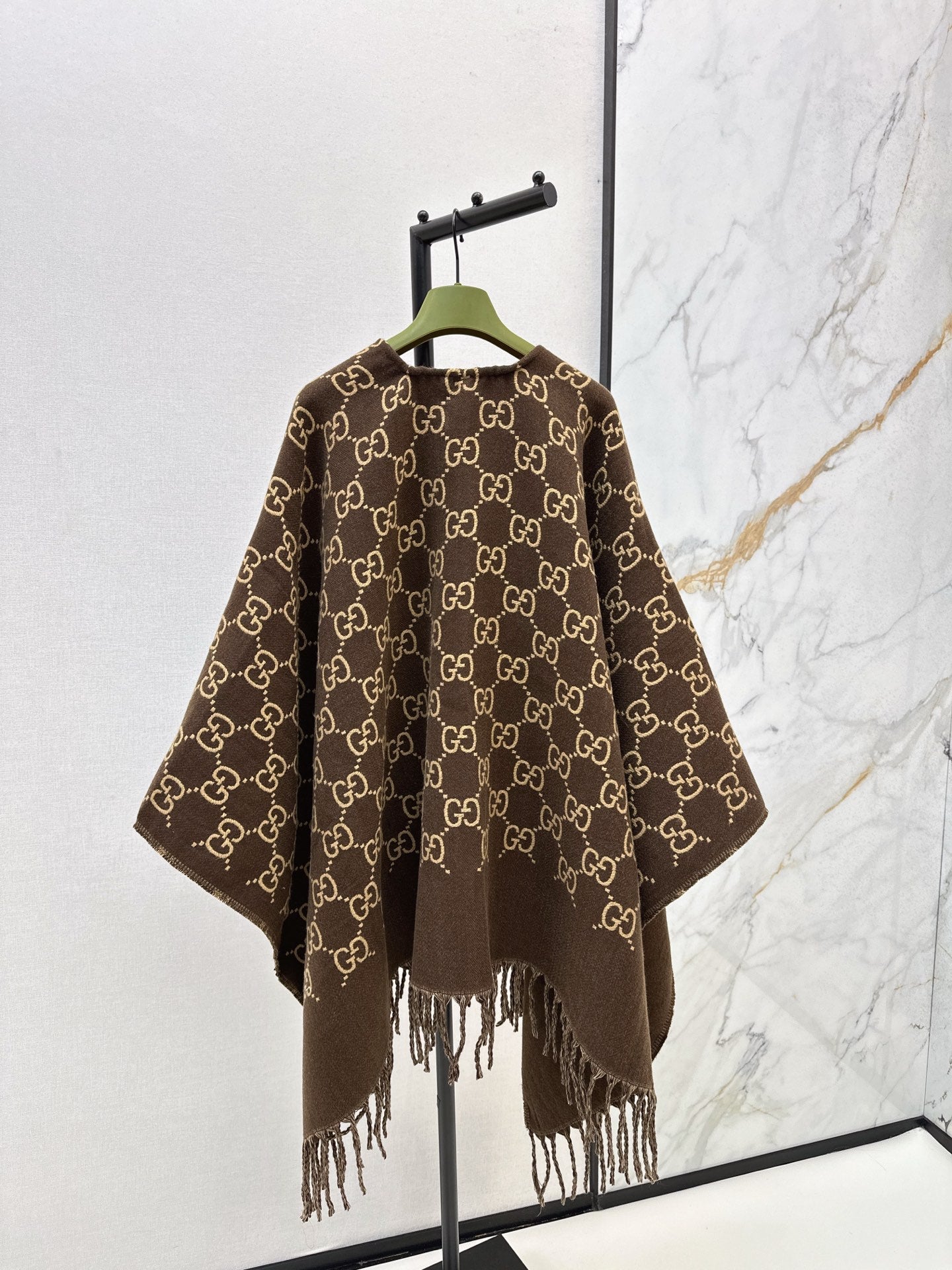 Guc NEW Wool cloak shawl