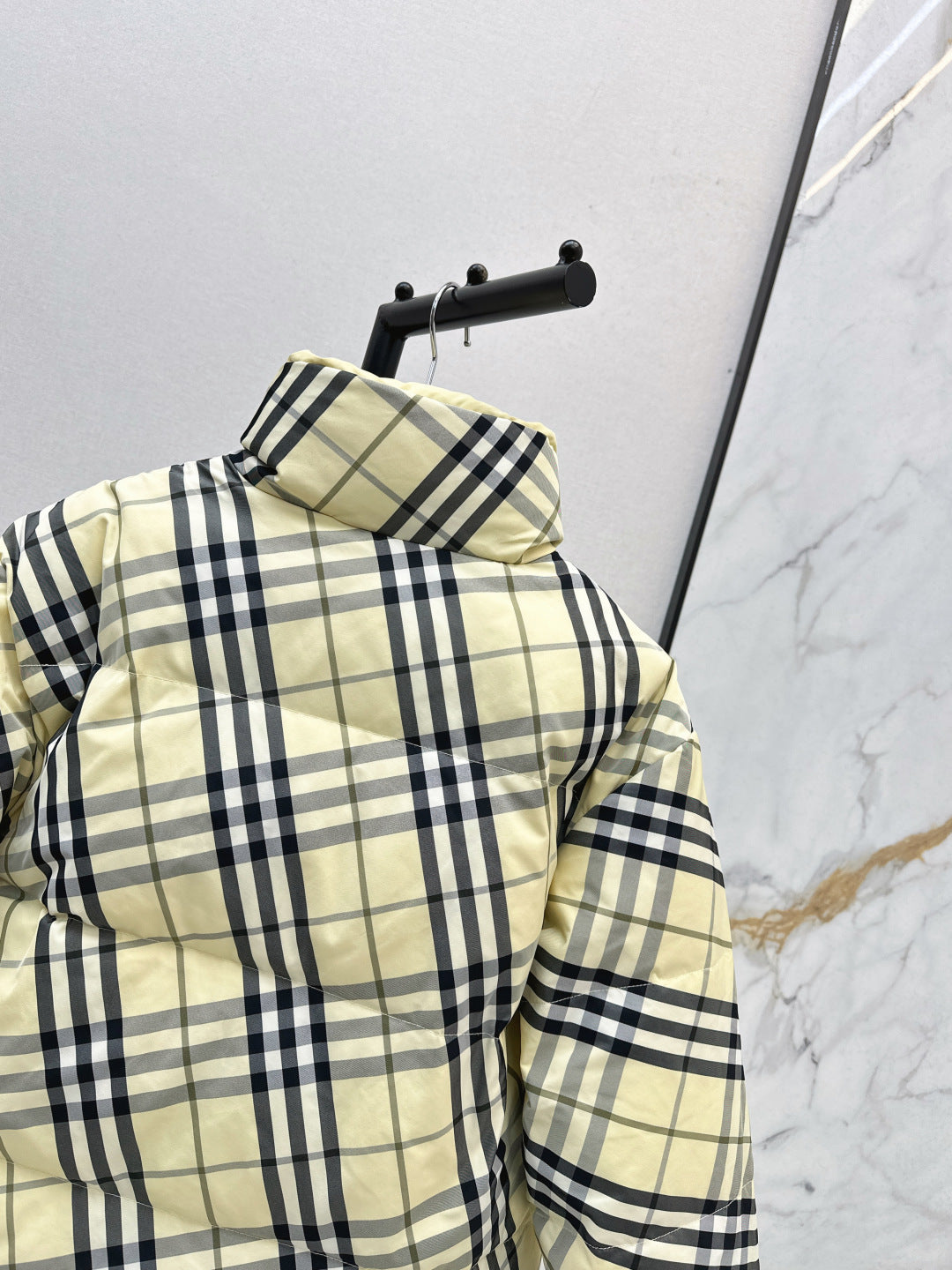 Bur NEW Reversible down jacket