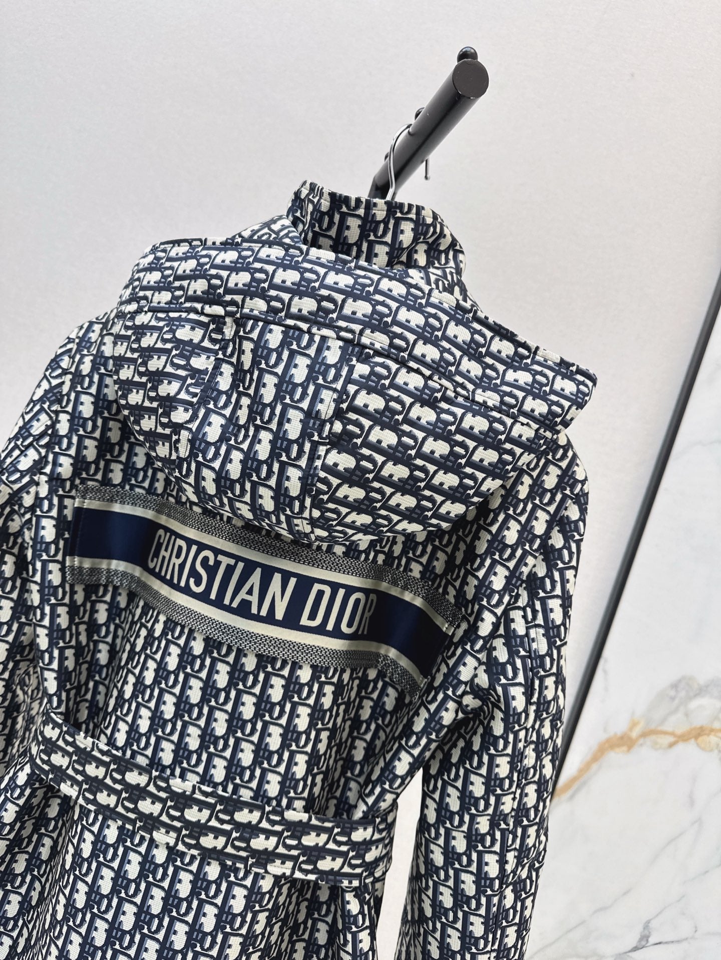 CD NEW Hooded jacket