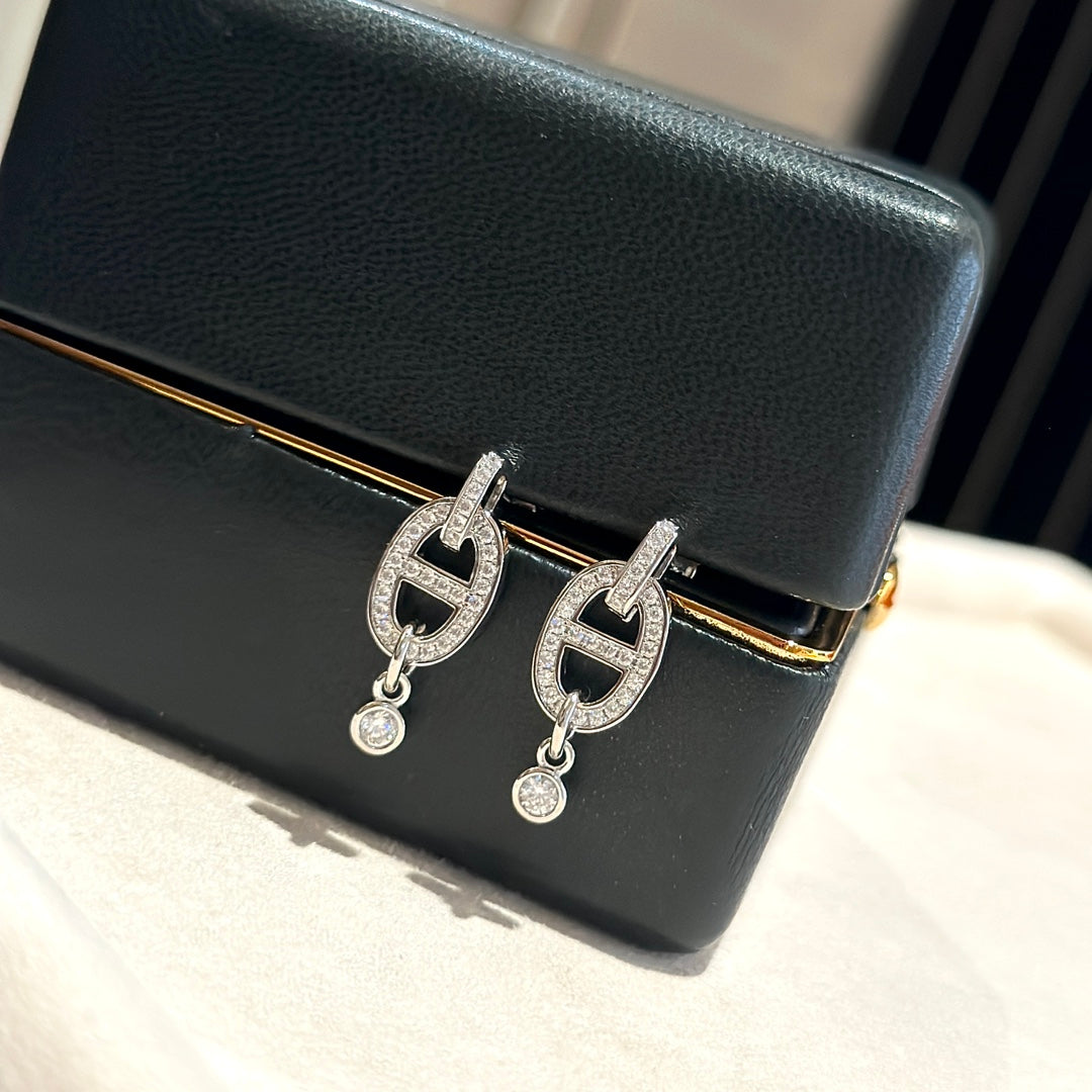 Herm New Pig nose earrings