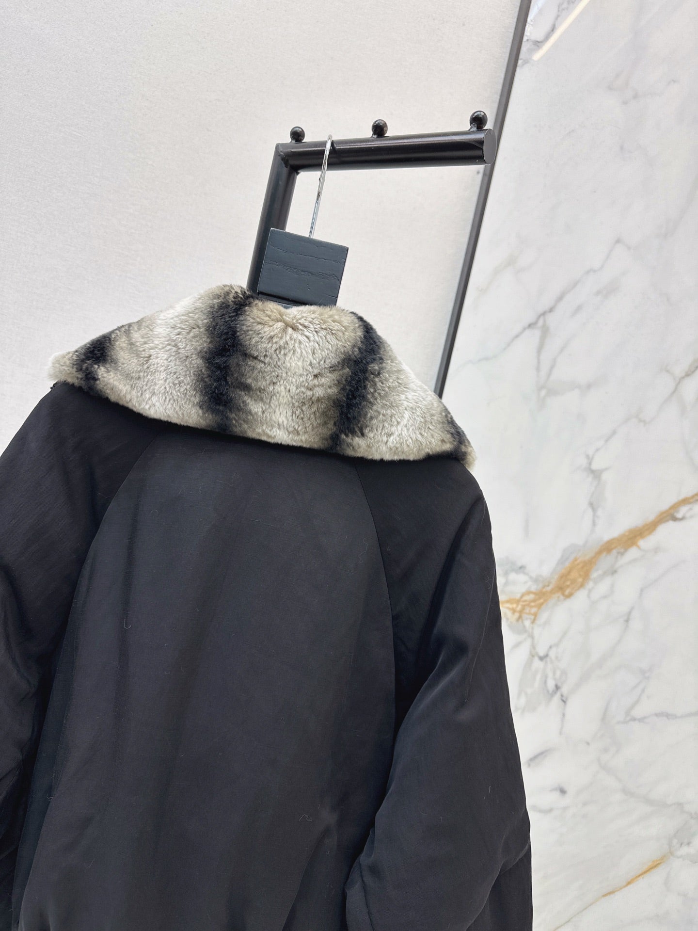 Loro NEW down jacket