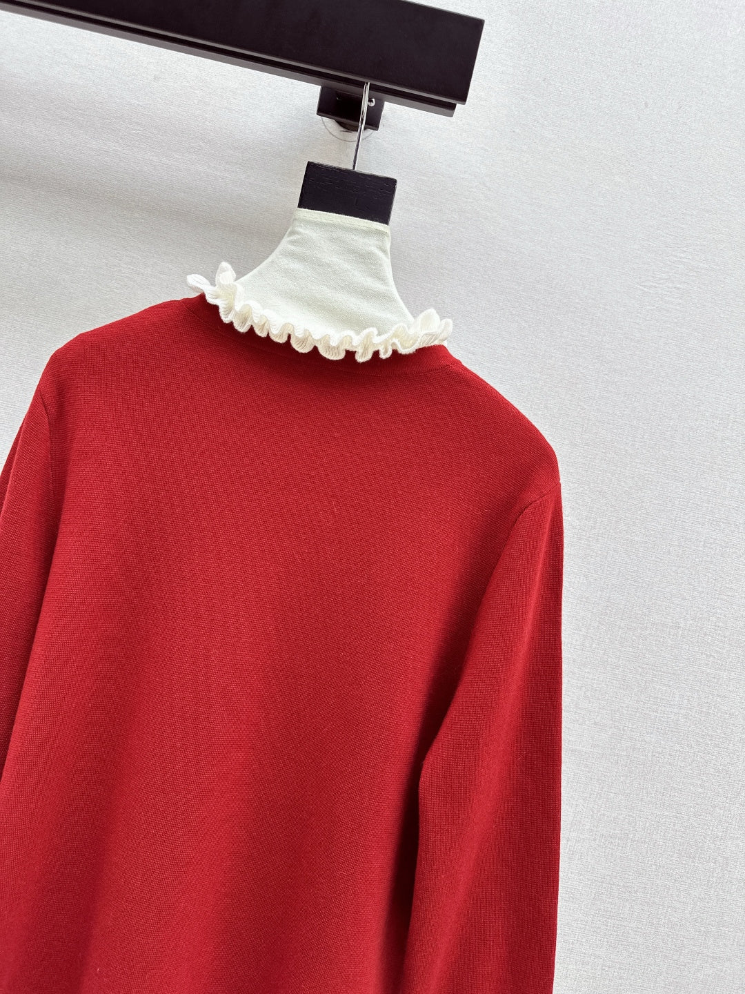 Chan NEW Knitted cardigan