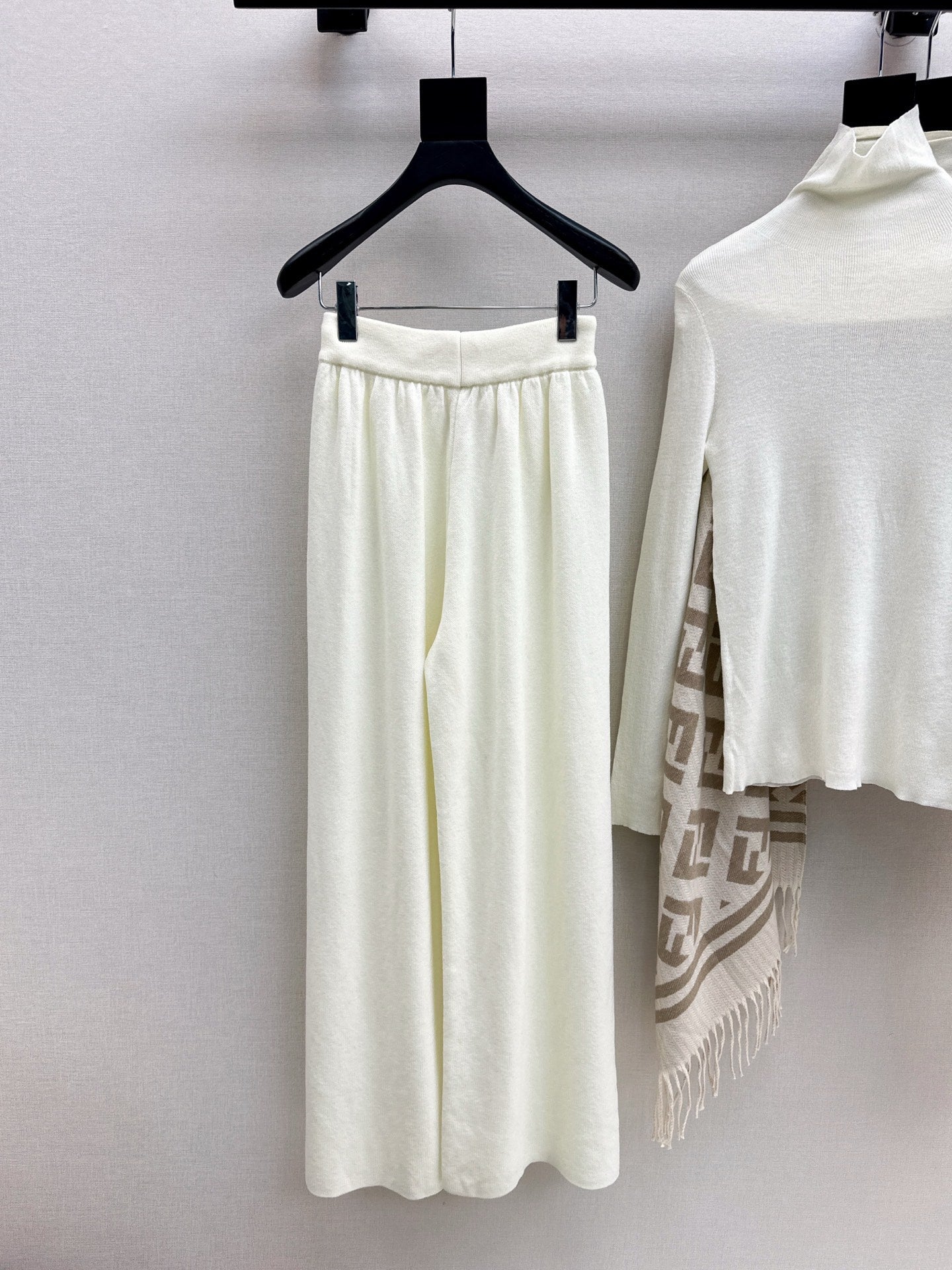 Fend NEW Knitted three-piece set