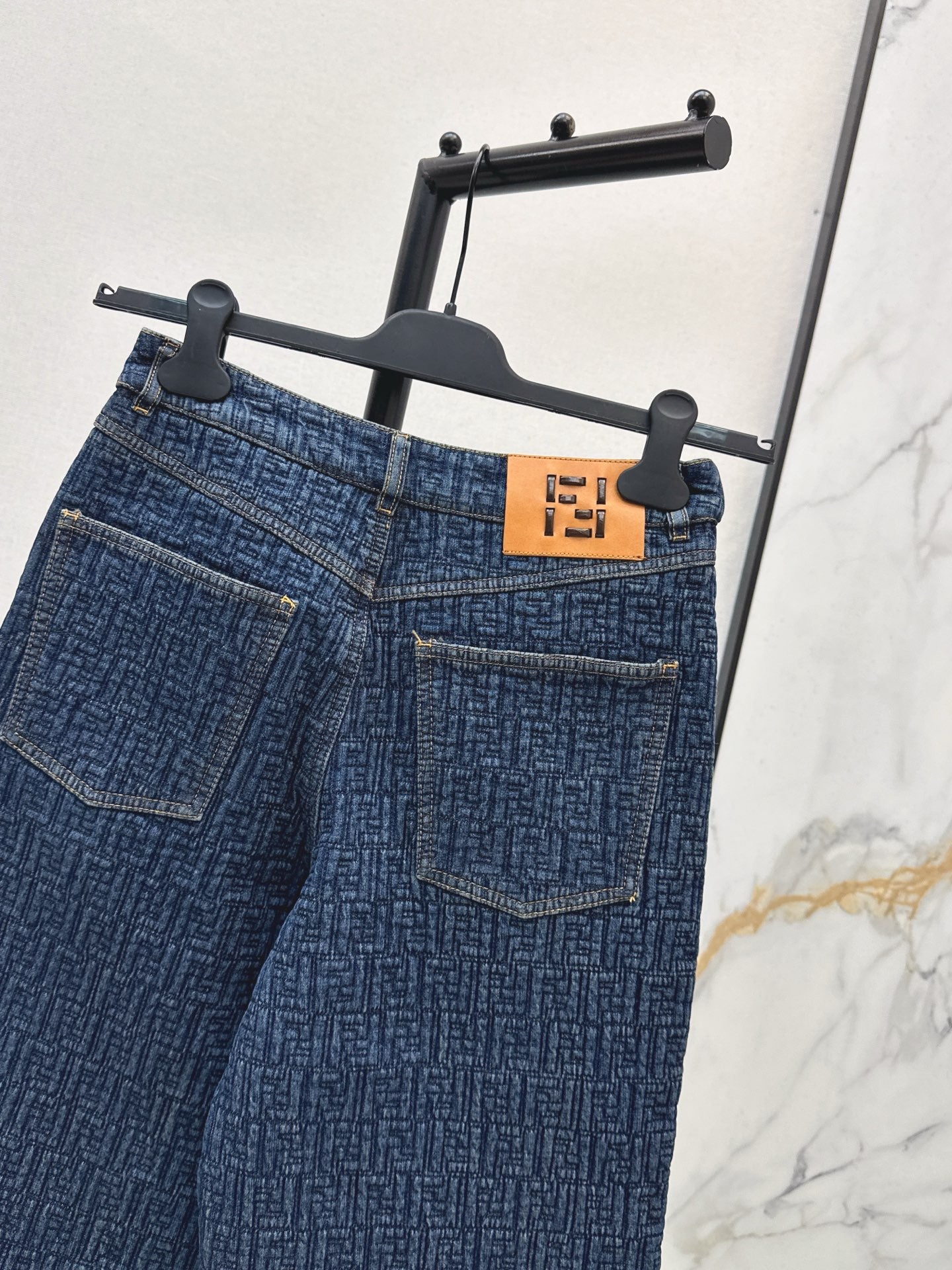 Fend NEW Straight-leg jeans