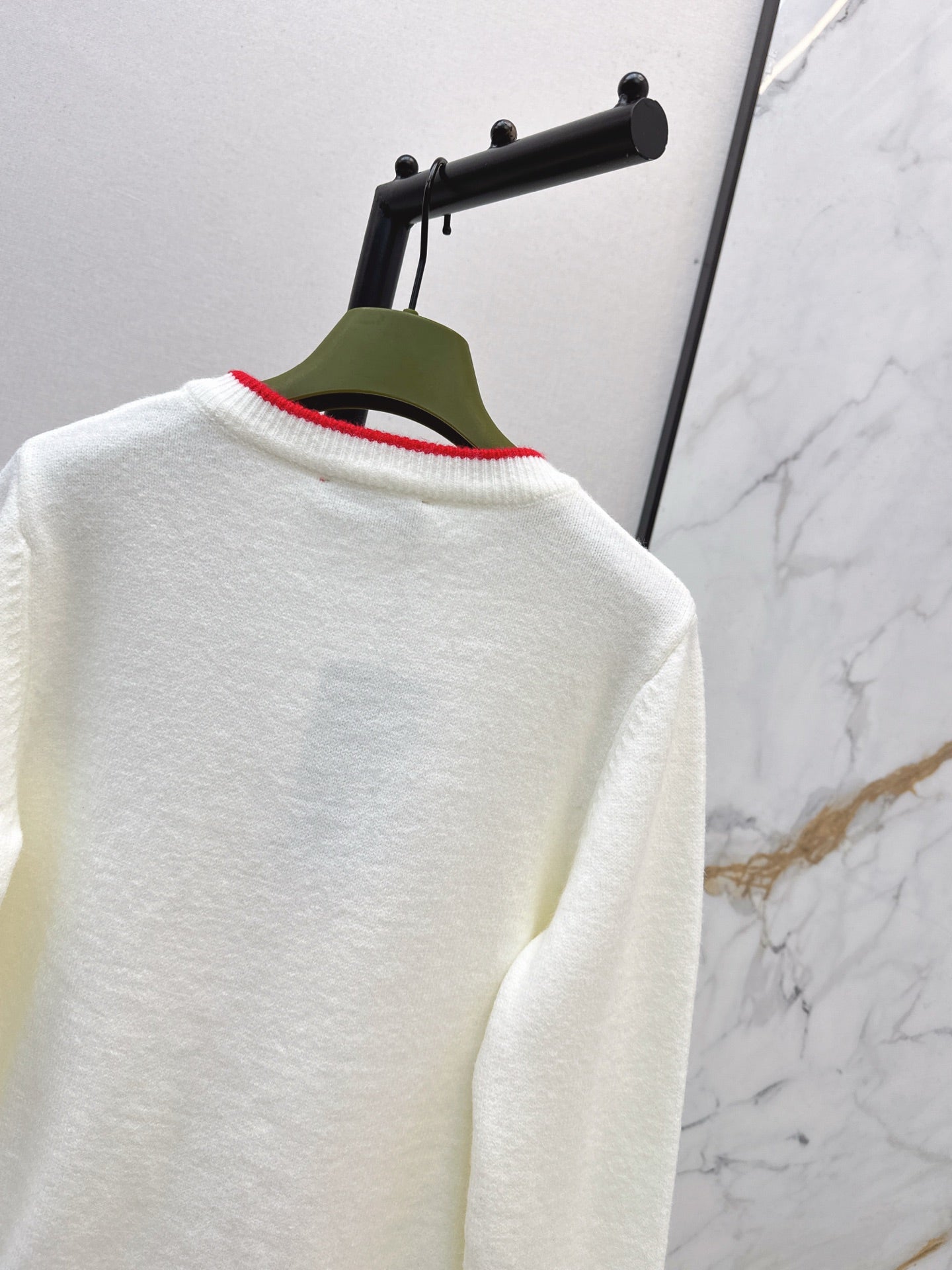 Guc NEW V-neck cardigan