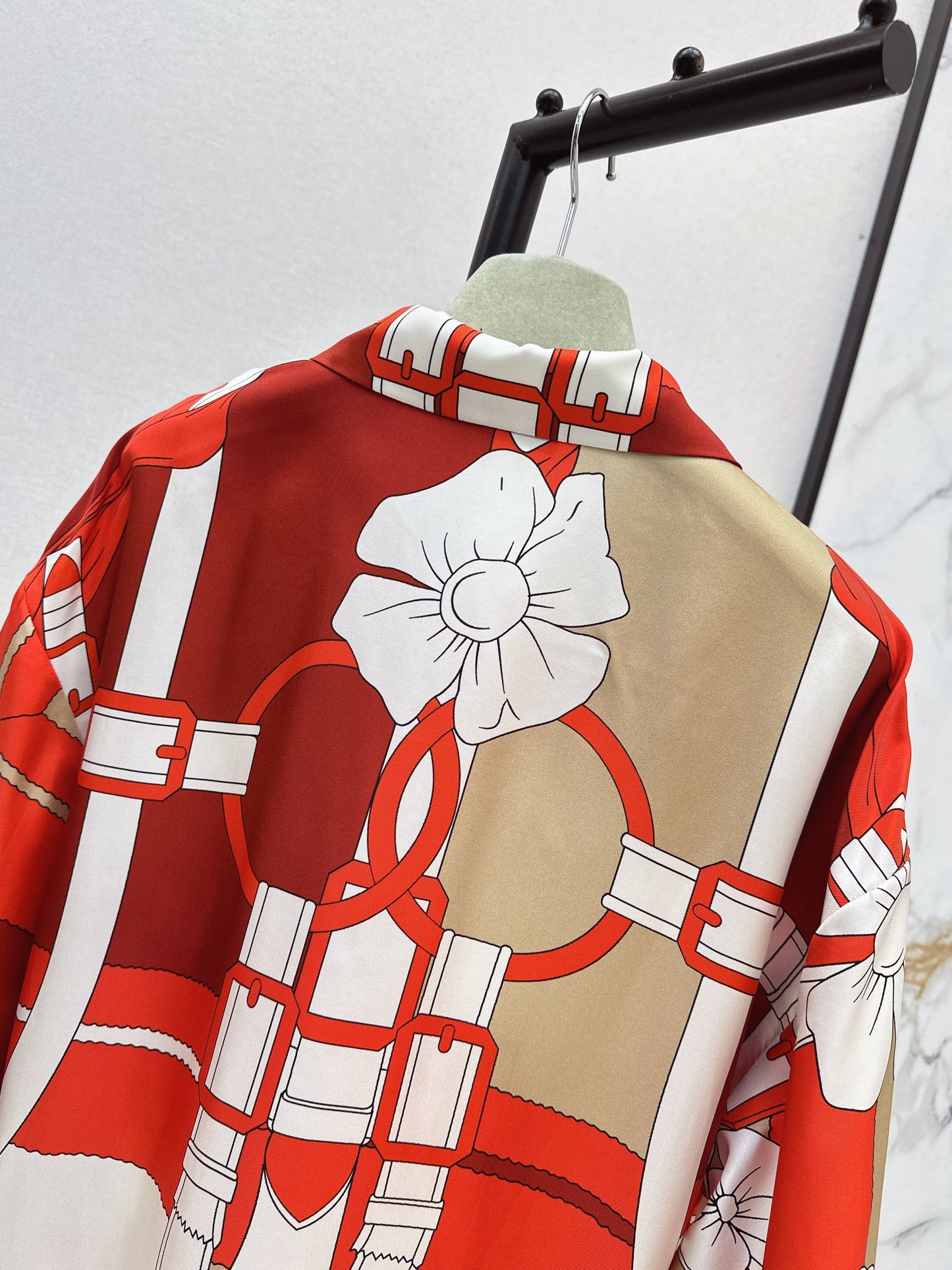 Herm NEW printed silk shirt