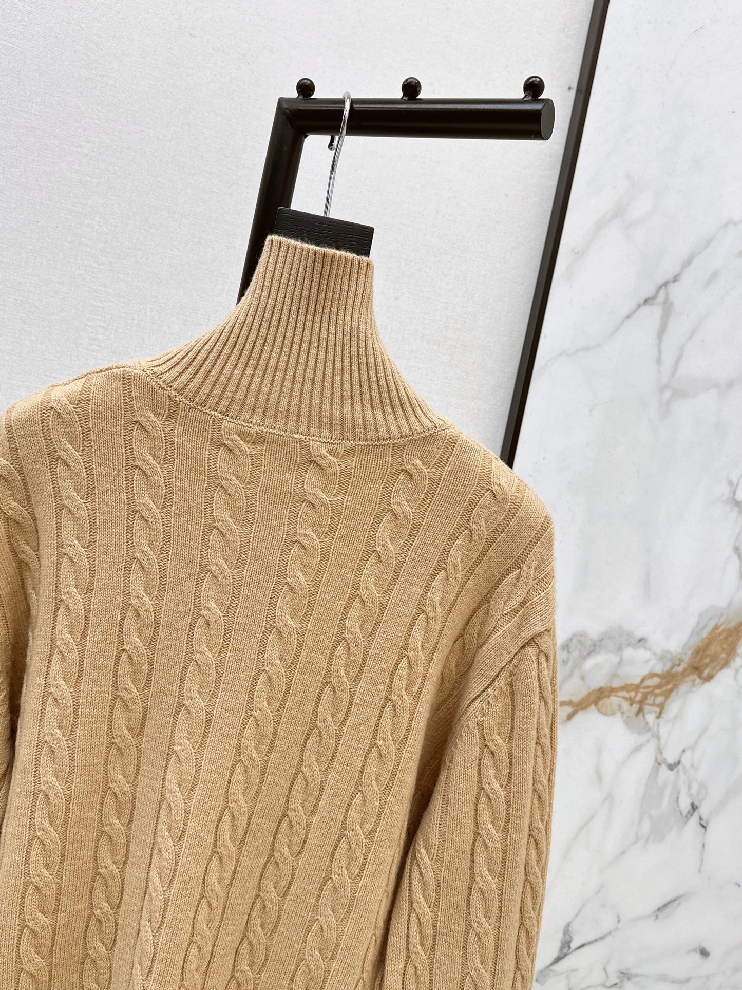 Ral NEW Half-zip wool sweater