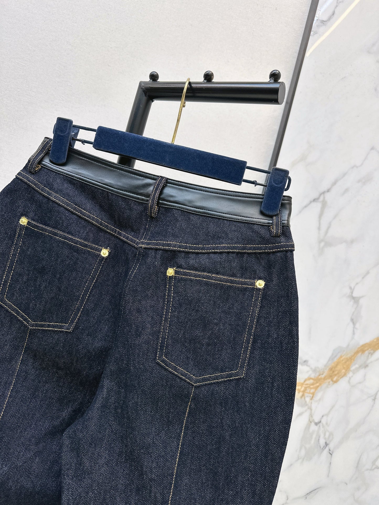 Louis NEW straight-leg jeans