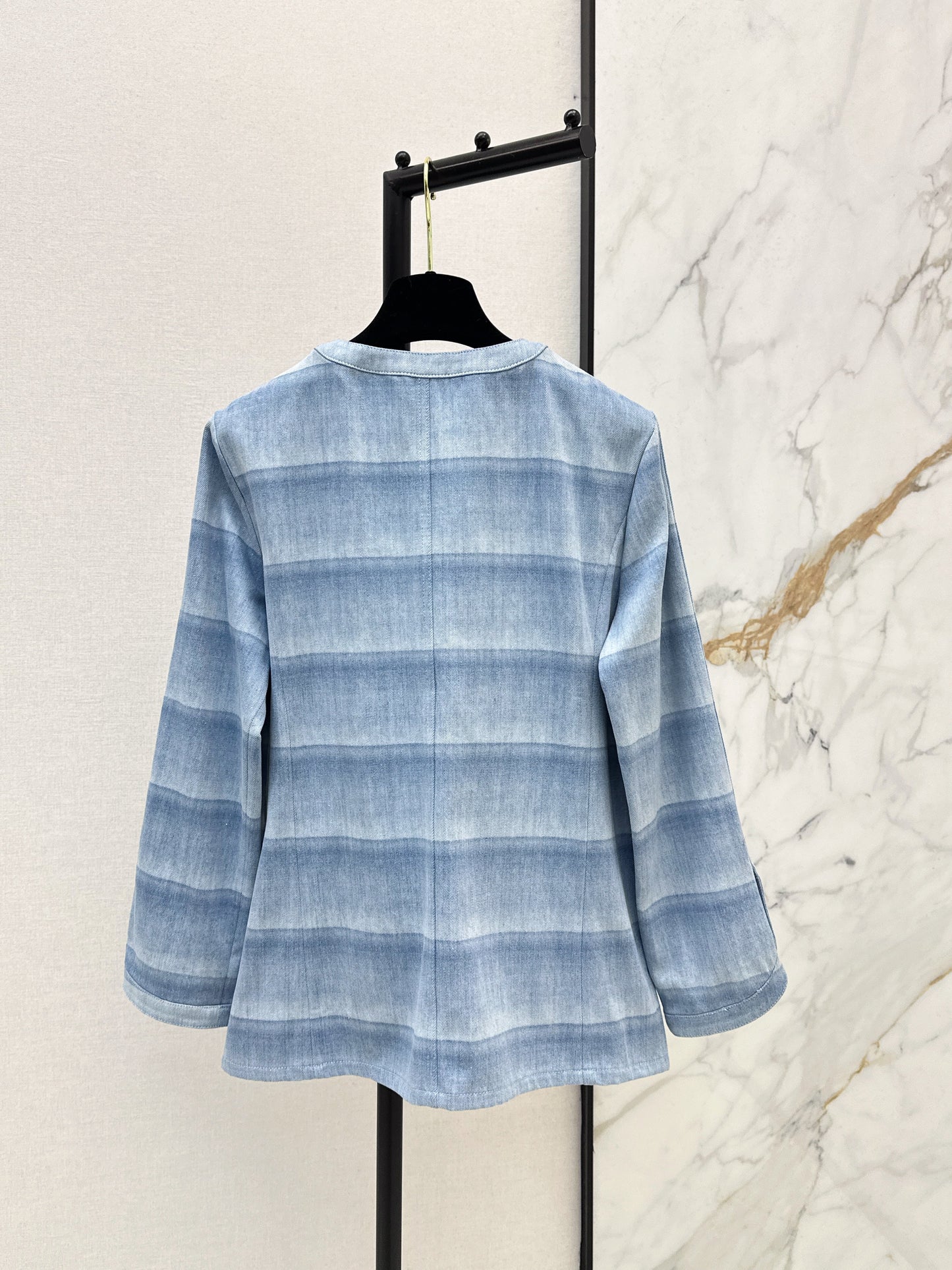 Chan NEW laser-washed stripeddenim jacket