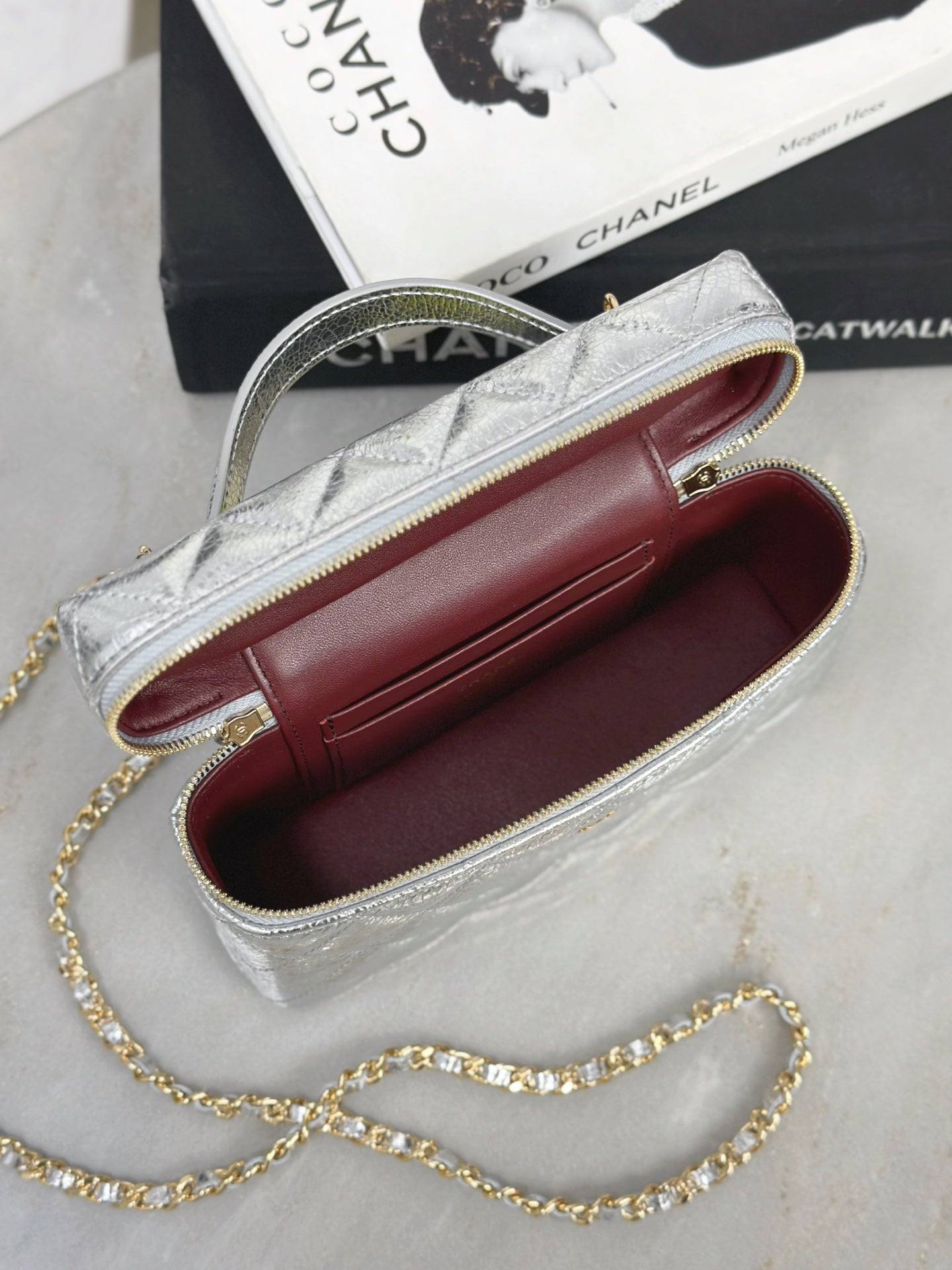 Chan NEW 26X LP lunch box bag