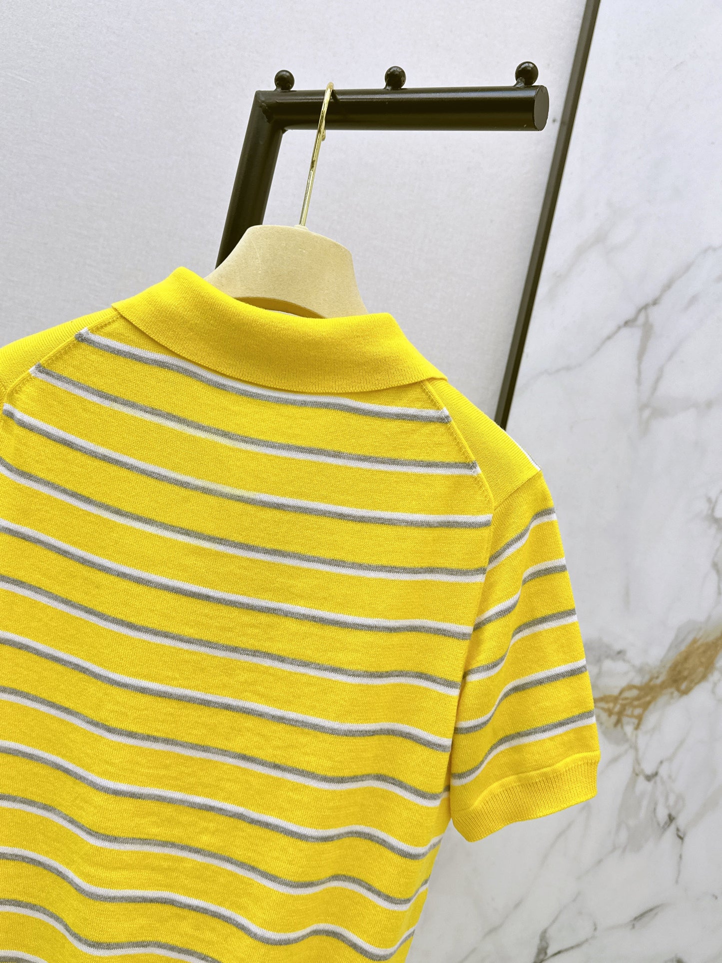 Miu NEW stripe polo knit sweater