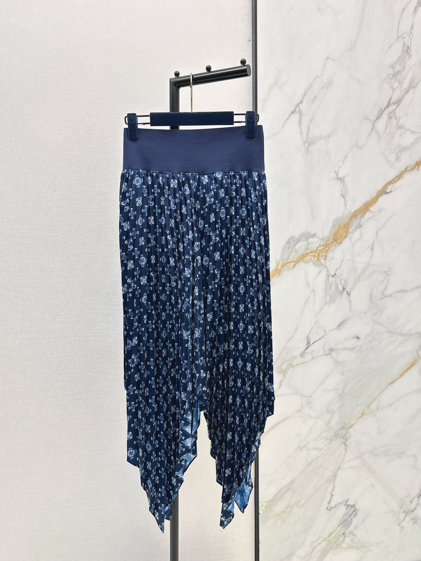 Louis NEW vintage print asymmetrical skirts