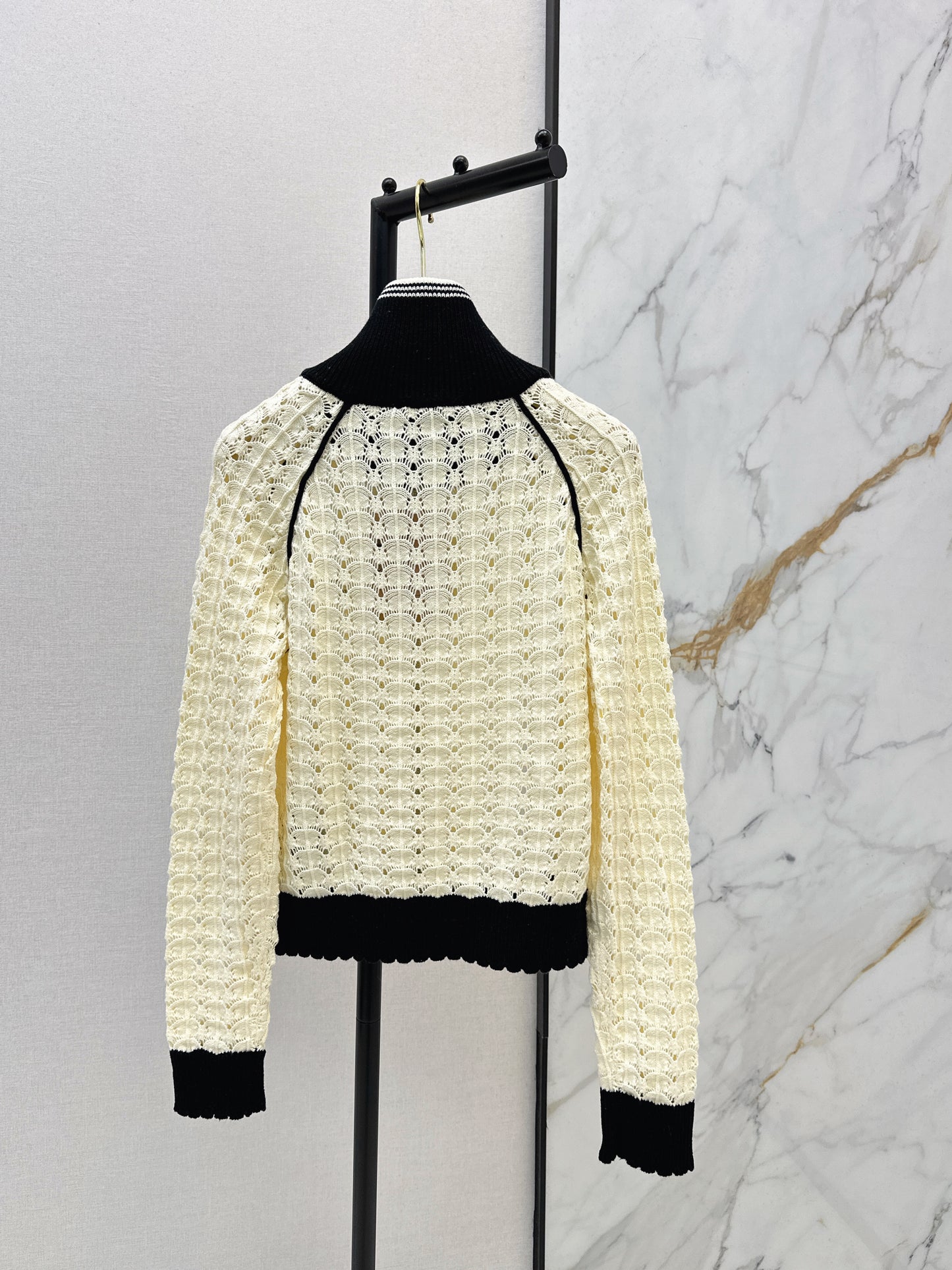 Miu NEW hollow knitted cardigan