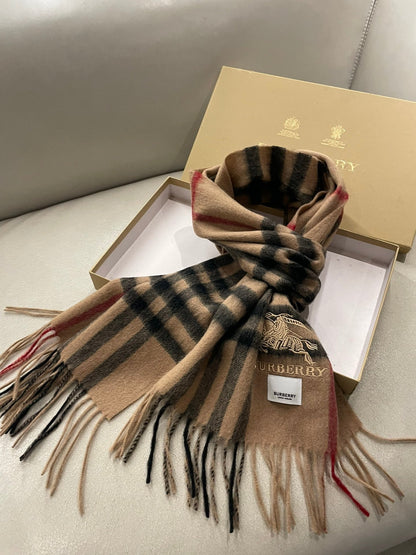 Fashionable autumn and winter cashmere scarf