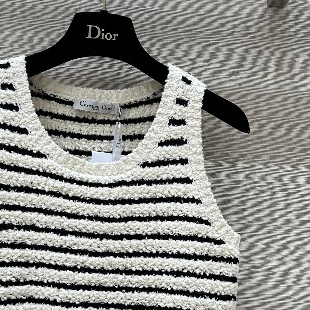 25ss spring and summer new striped knitted vest