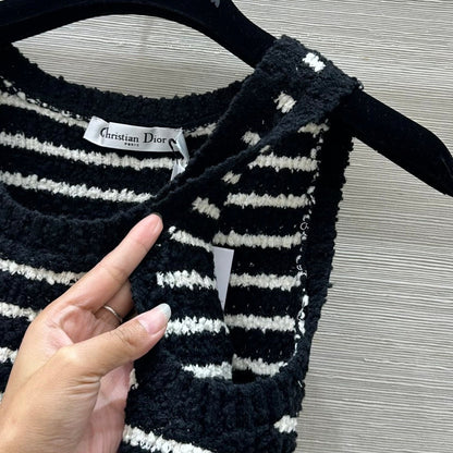 25ss spring and summer new striped knitted vest