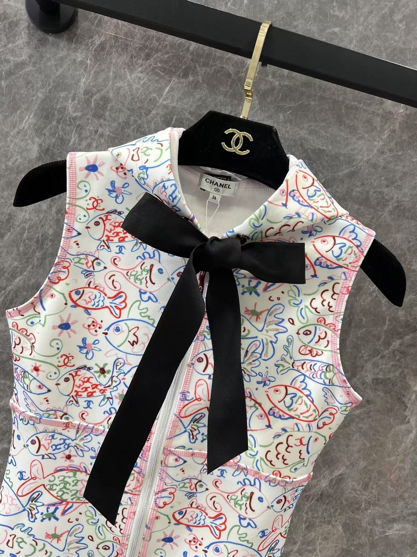 25ss early spring new graffiti print hooded swimsuit