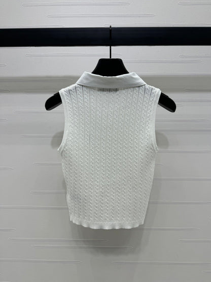 Lapel contrast light knitted vest