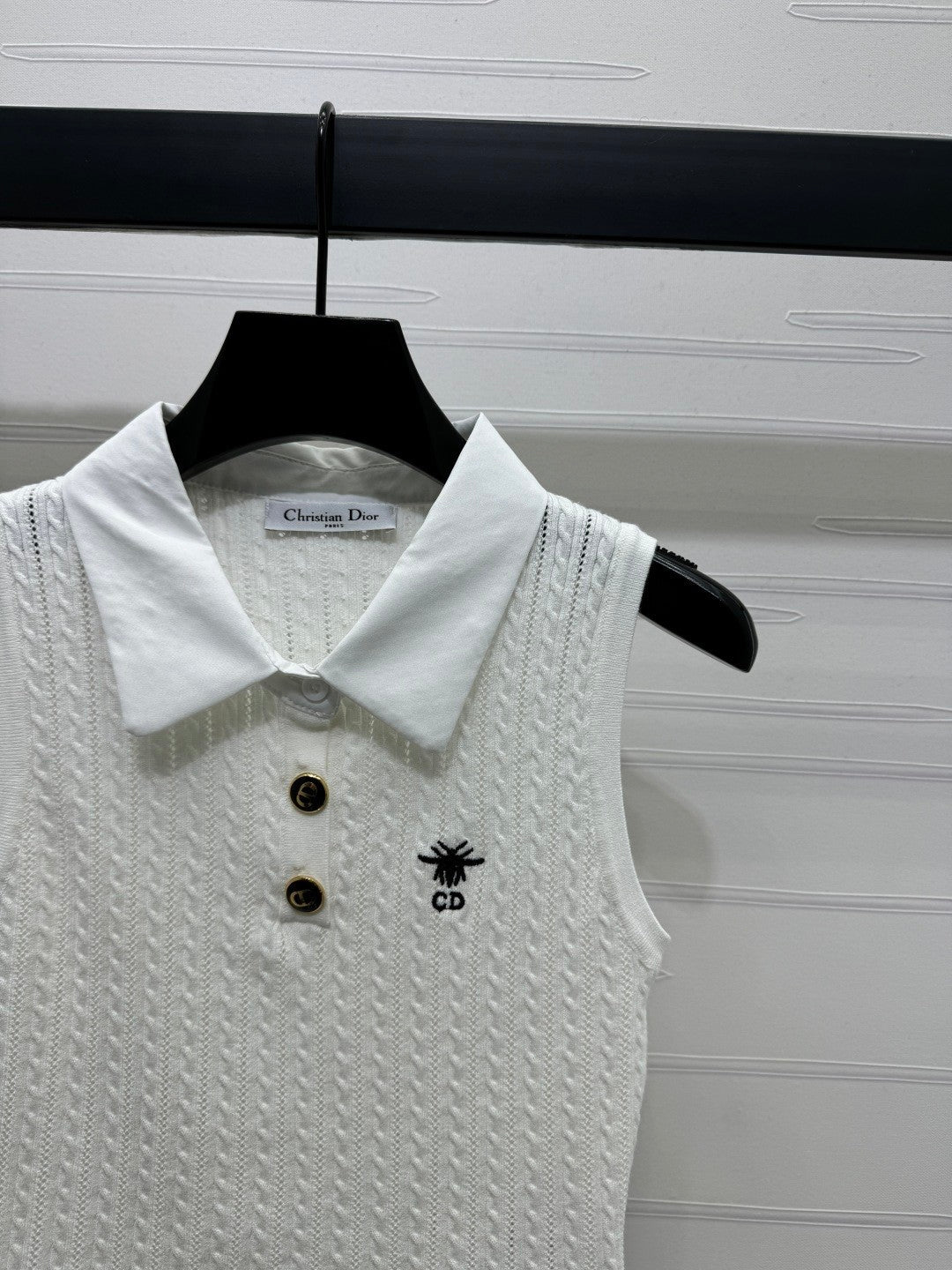 Lapel contrast light knitted vest