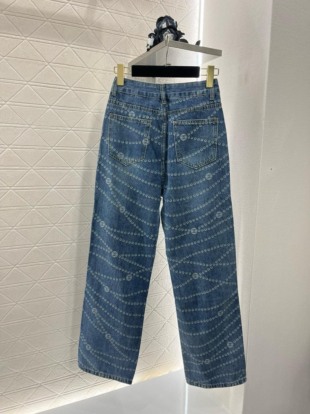 Logo wide leg jeans