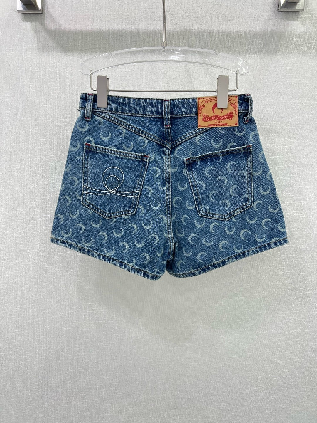 High-end fashionable denim shorts