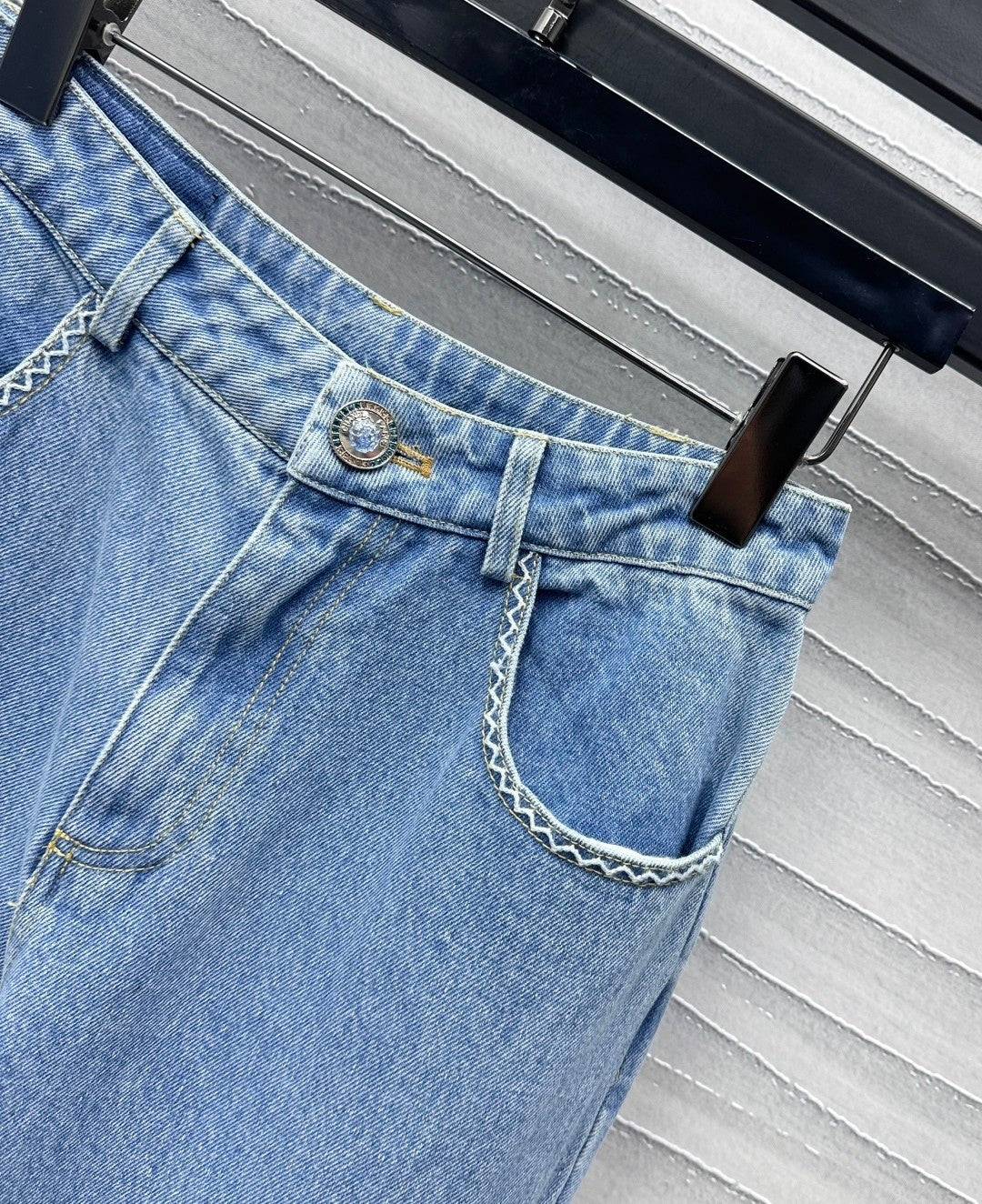 25-year new high waist straight jeans