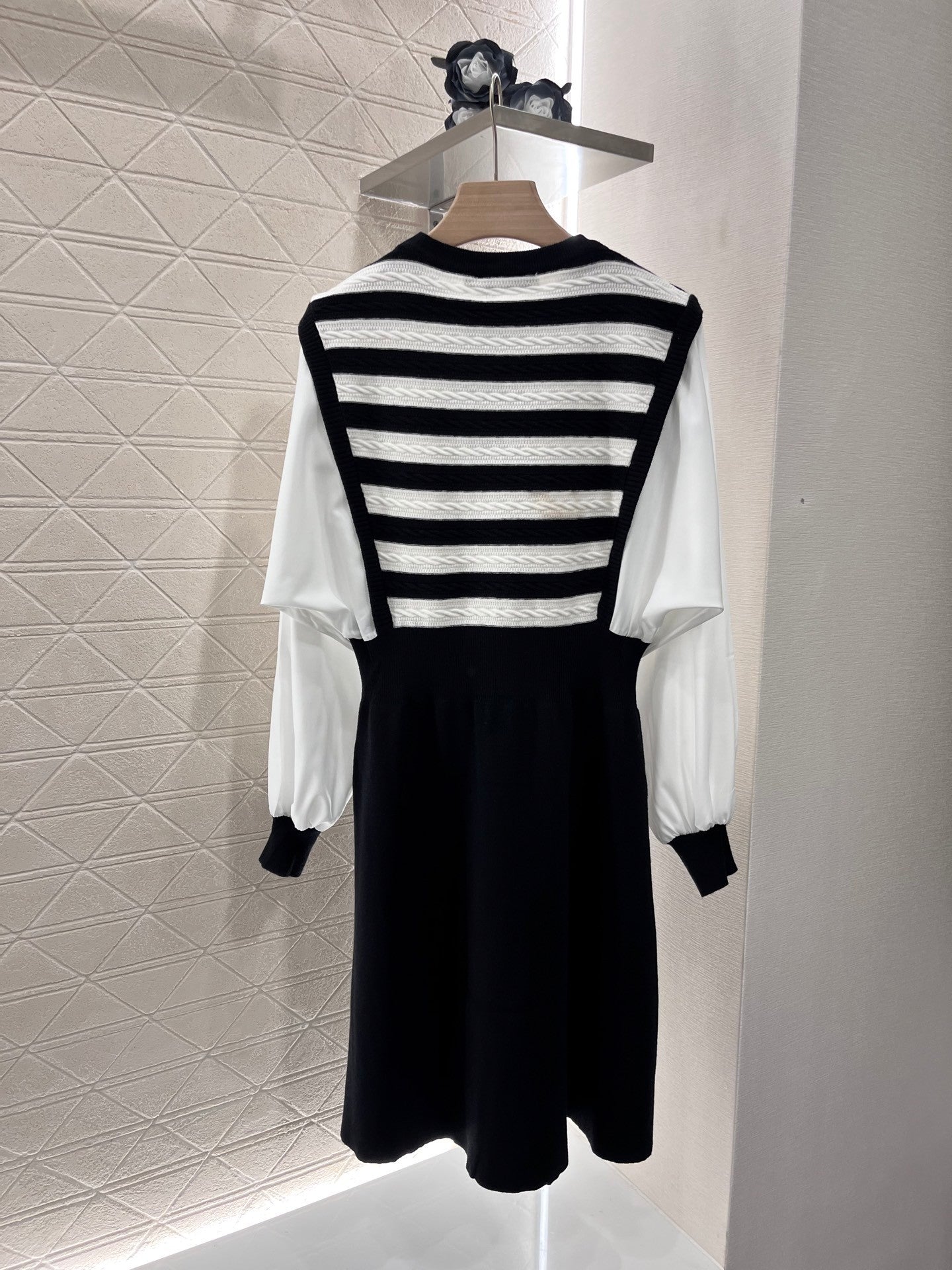 25ss new fashion knitted long-sleeved dress