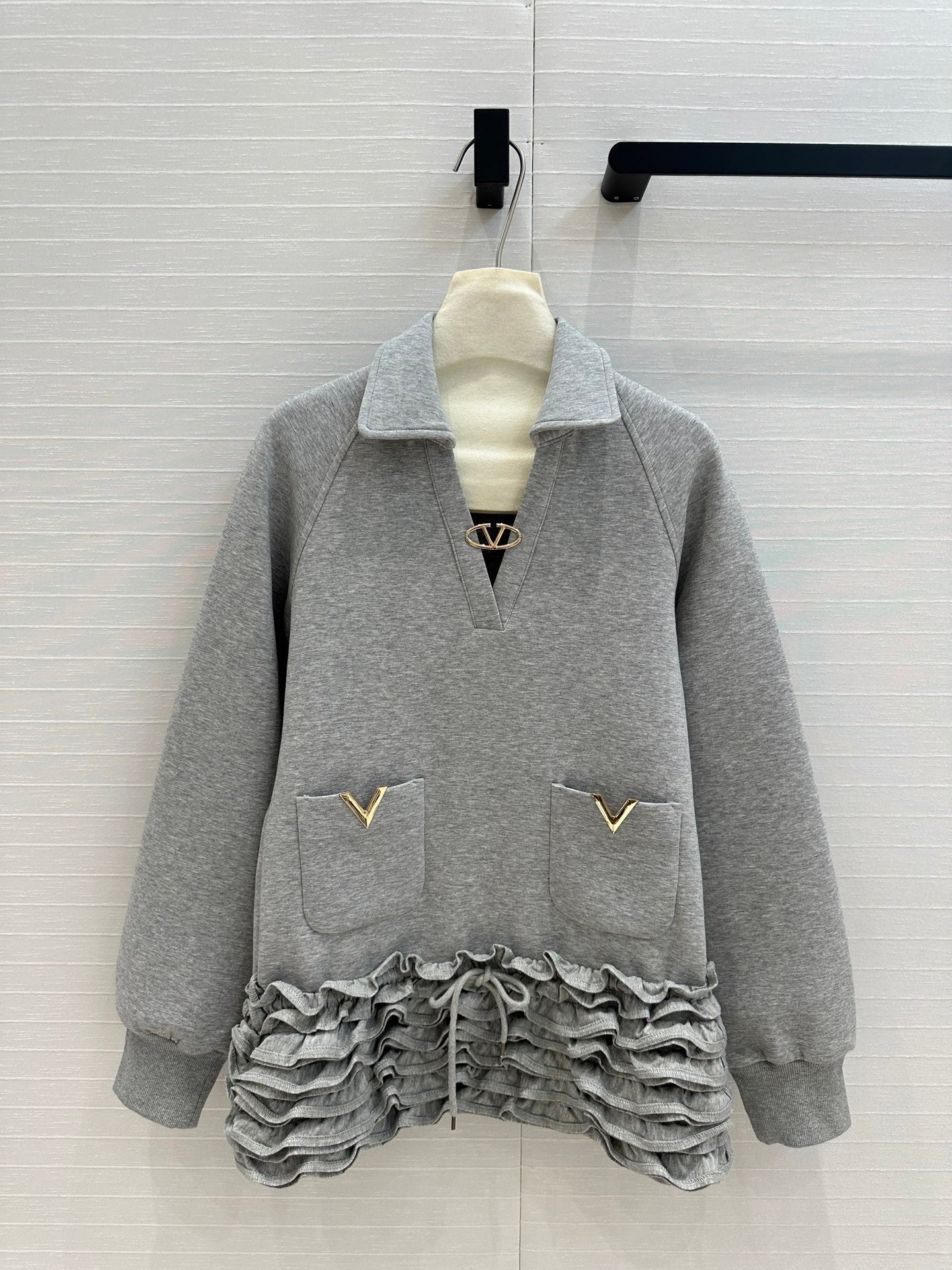 25ss new fashion lapel V button long sleeve top