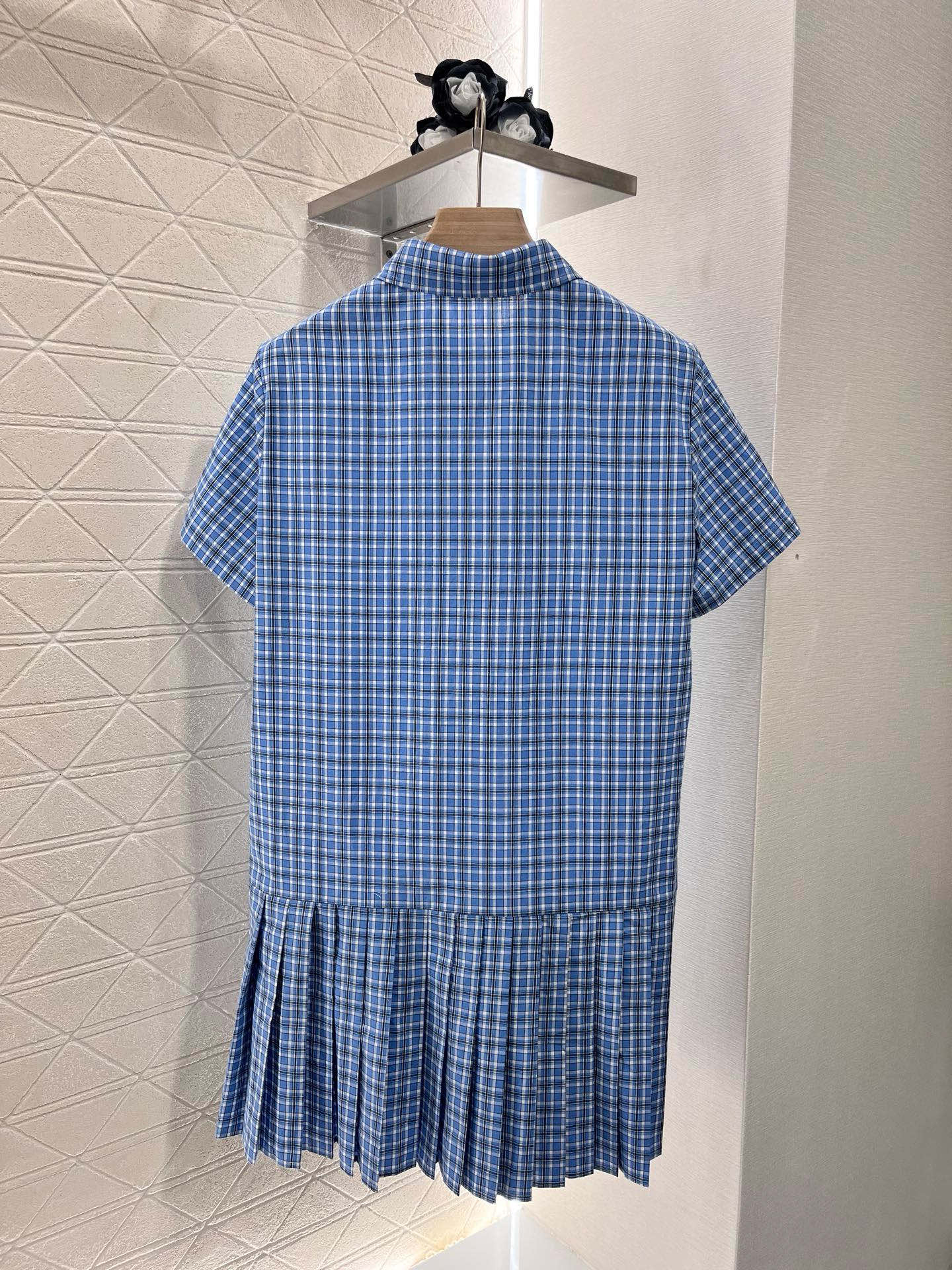 2025👗New Products Walk on the fashionable streets in a blue plaid light and flowing dress Beautiful Heart!