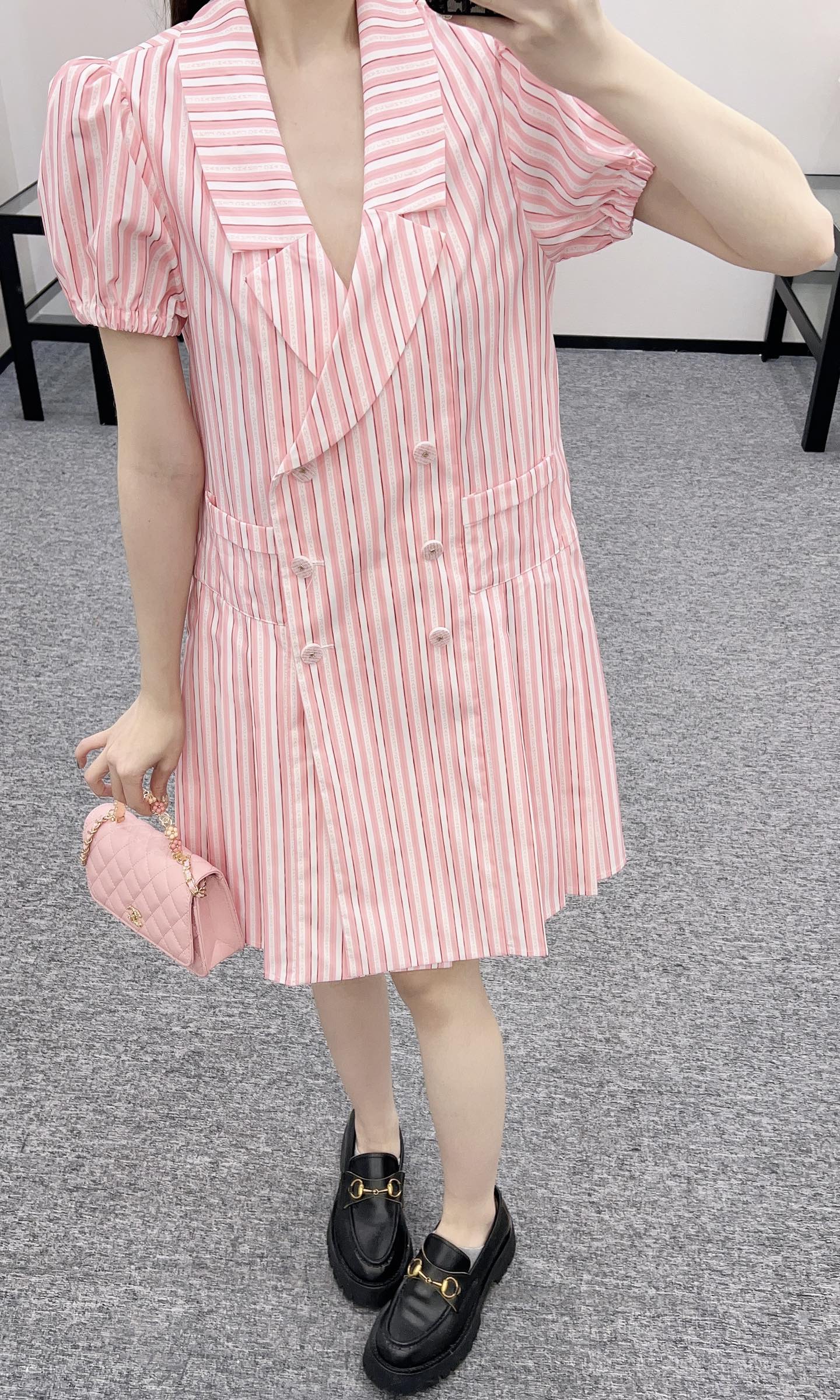 2025👗New product launch Walking on the fashionable streets in a pink dress, beautiful heart!