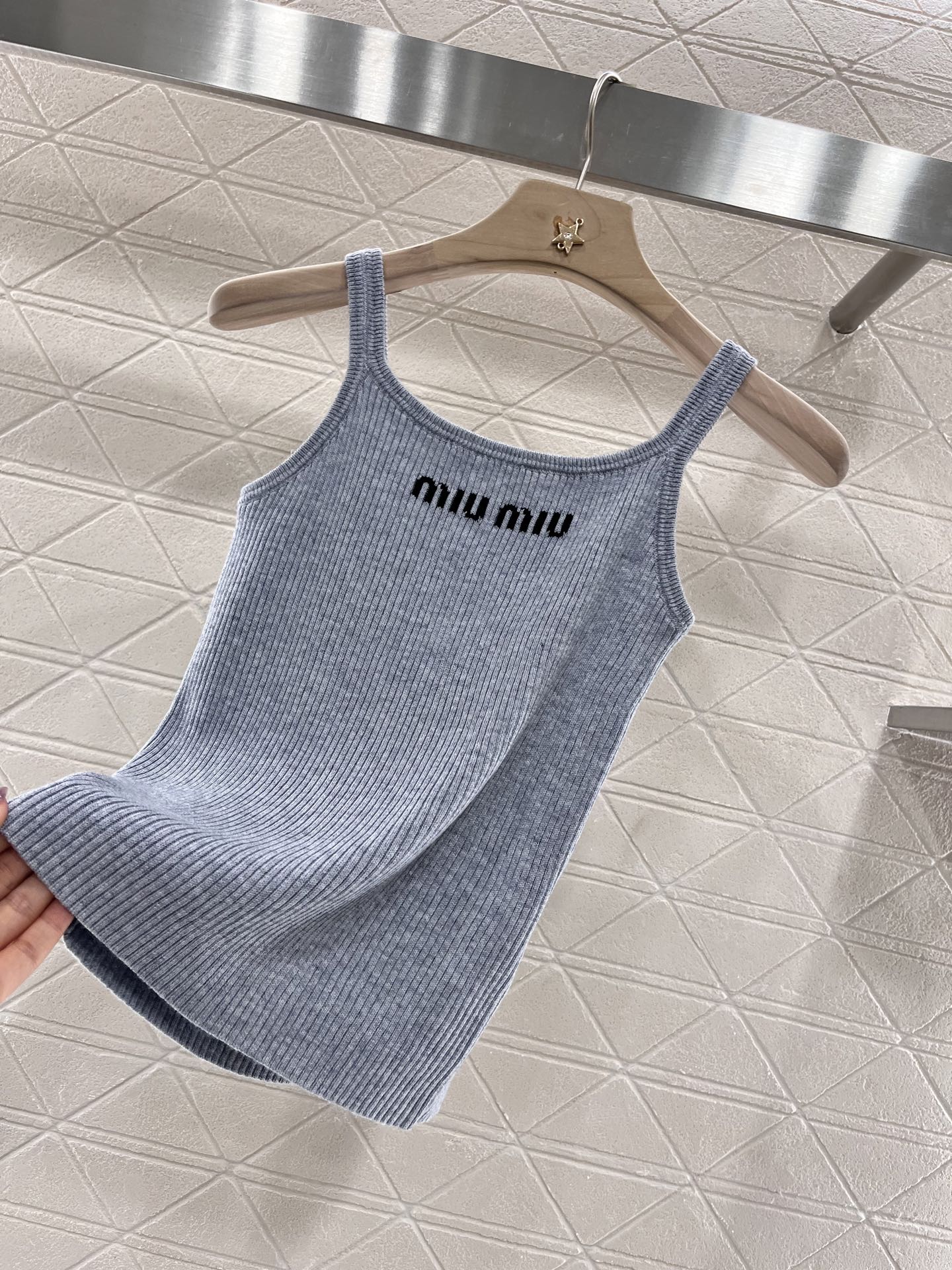 MI*MI*New Style Camisole Knitted Vest Wool Material