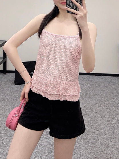 Annastore new product, walk on the fashionable streets wearing a pink suspender sexy vest, beautiful heart!