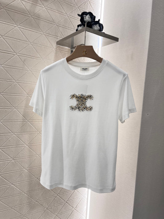 New product promotion. Walking on the street in a fashionable white T-shirt. Beautiful heart!