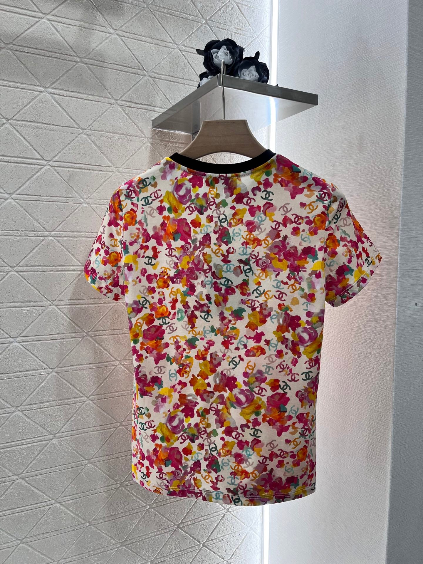 C* New Round Neck Printed T-shirt Made of Cotton