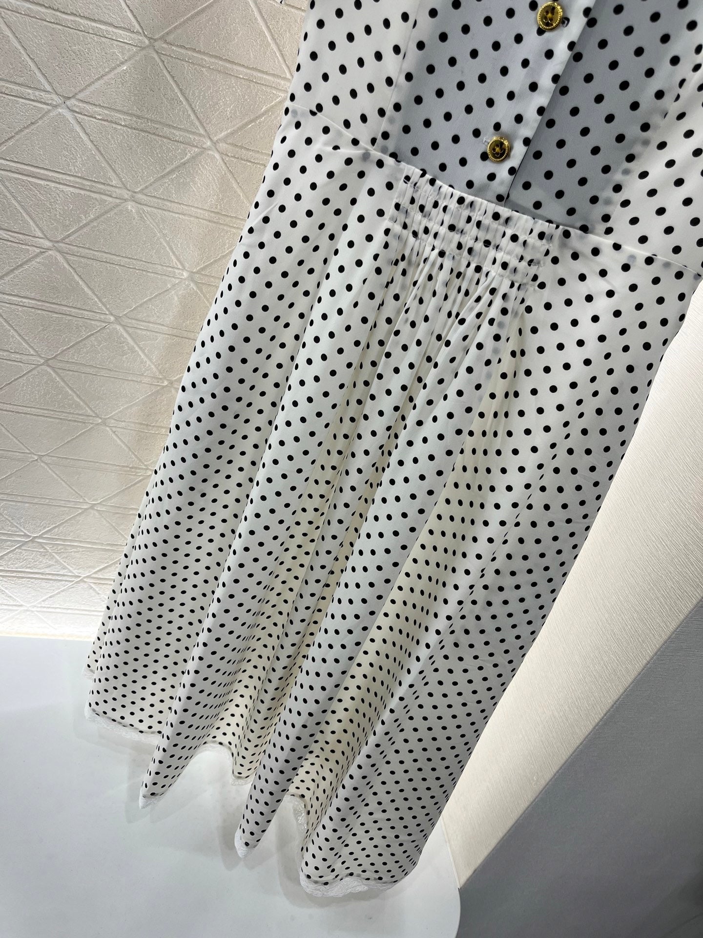 MI*MI*2025SS New Black and White Polka Dot Twill Silk Material