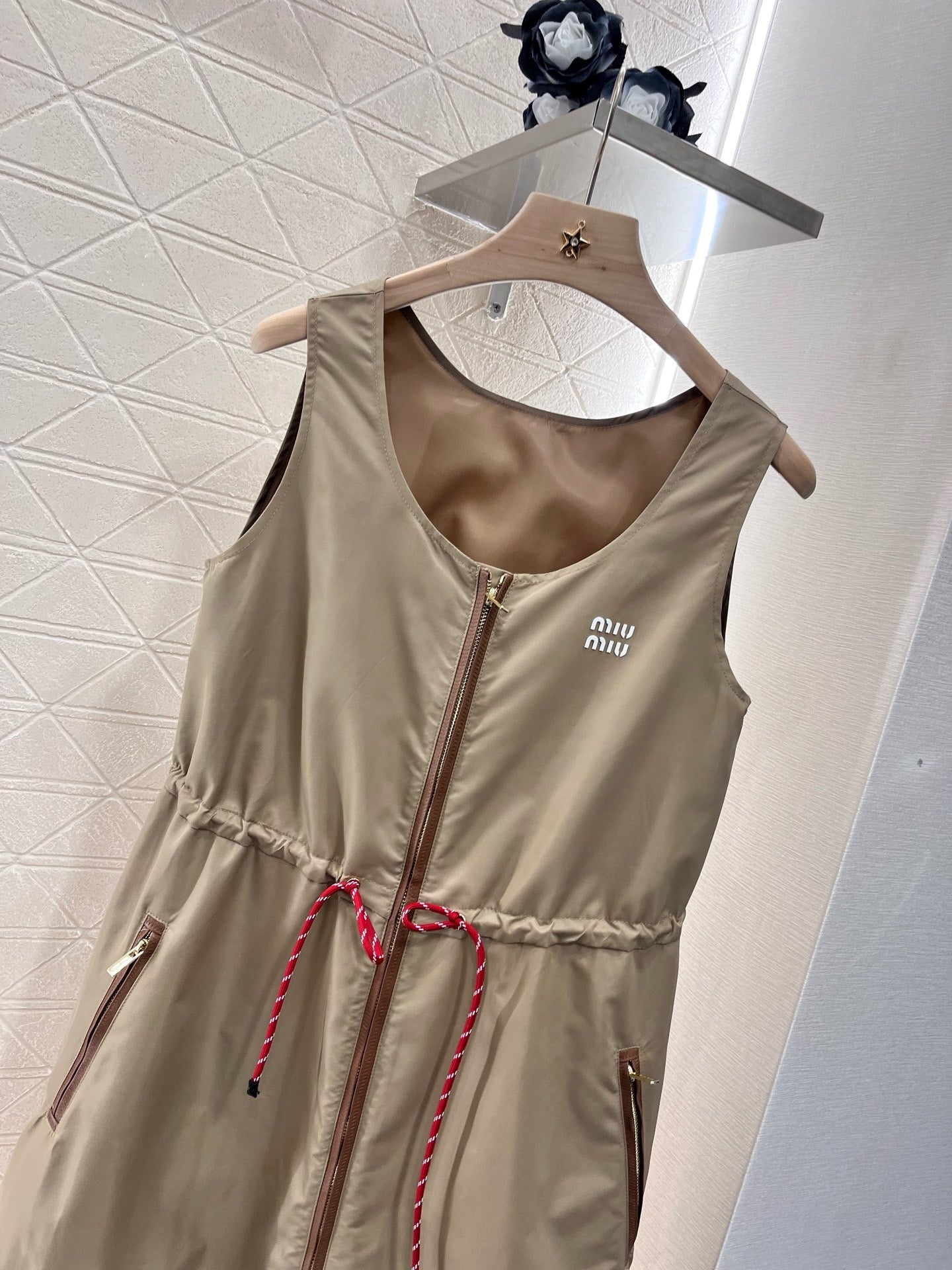 MI*MI*2025SS New Sleeveless Vest Dress