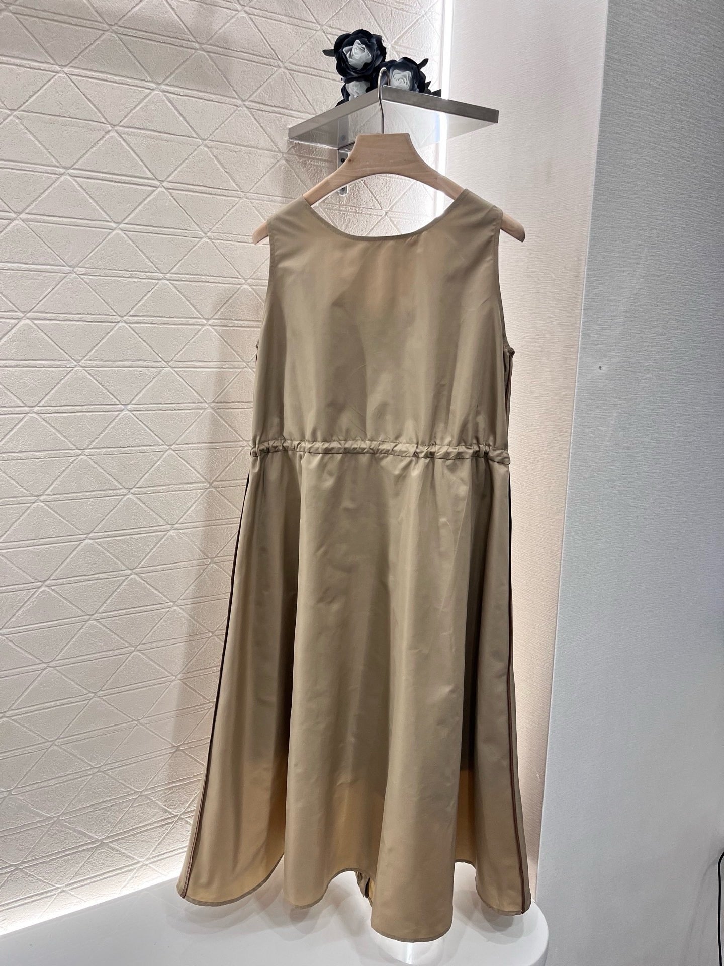 MI*MI*2025SS New Sleeveless Vest Dress