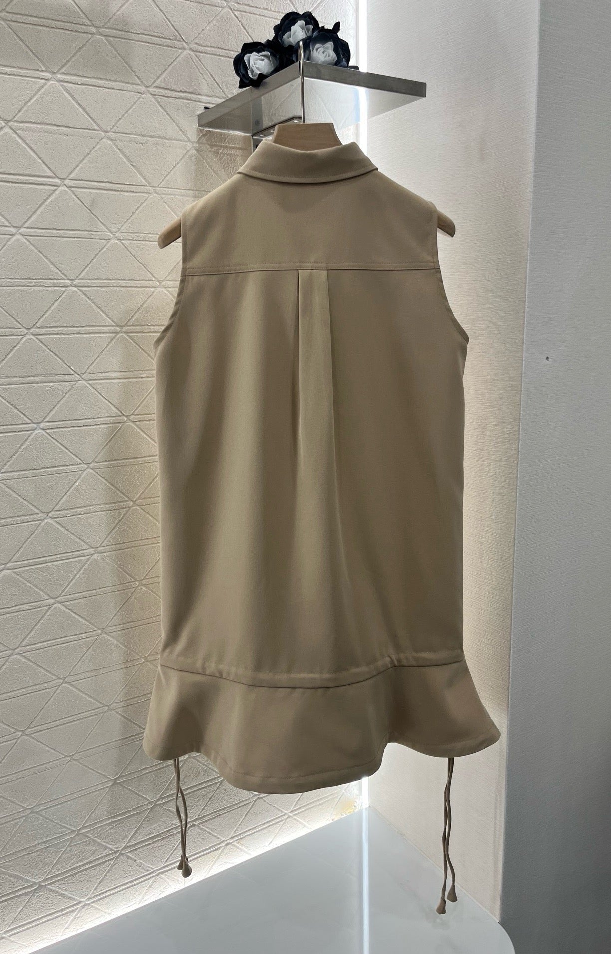New arrival Lapel sleeveless dress Non-woven material