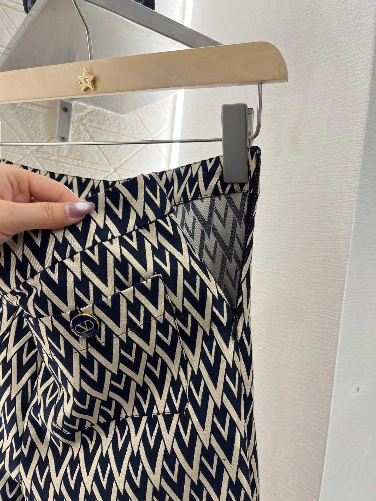 New Arrival Jacquard Lettering Straight Pants