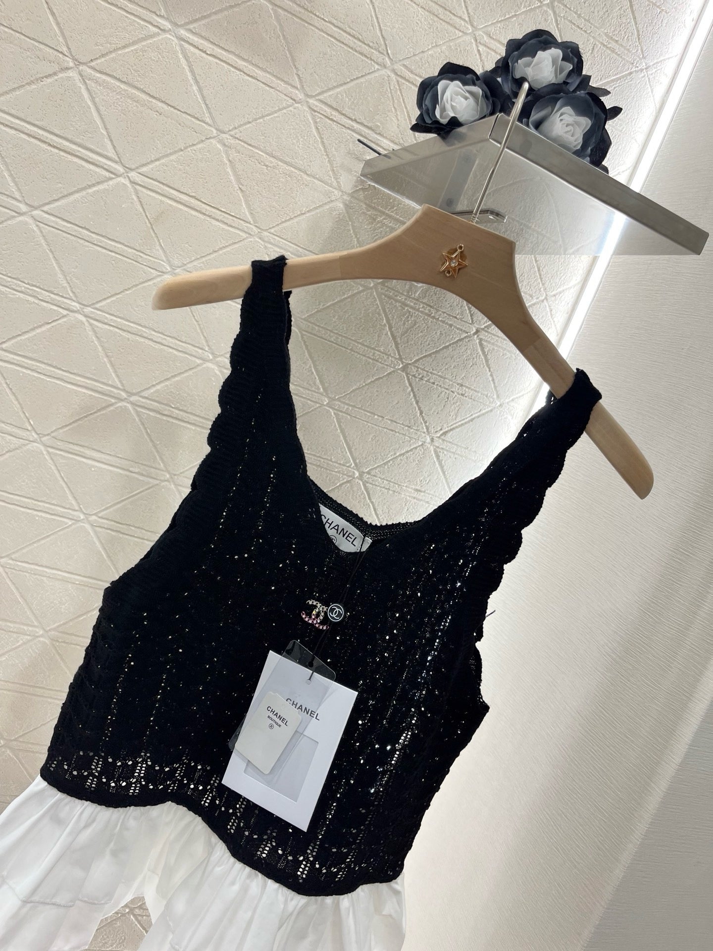 Chane*2025SS new lace knitted vest wool yarn material