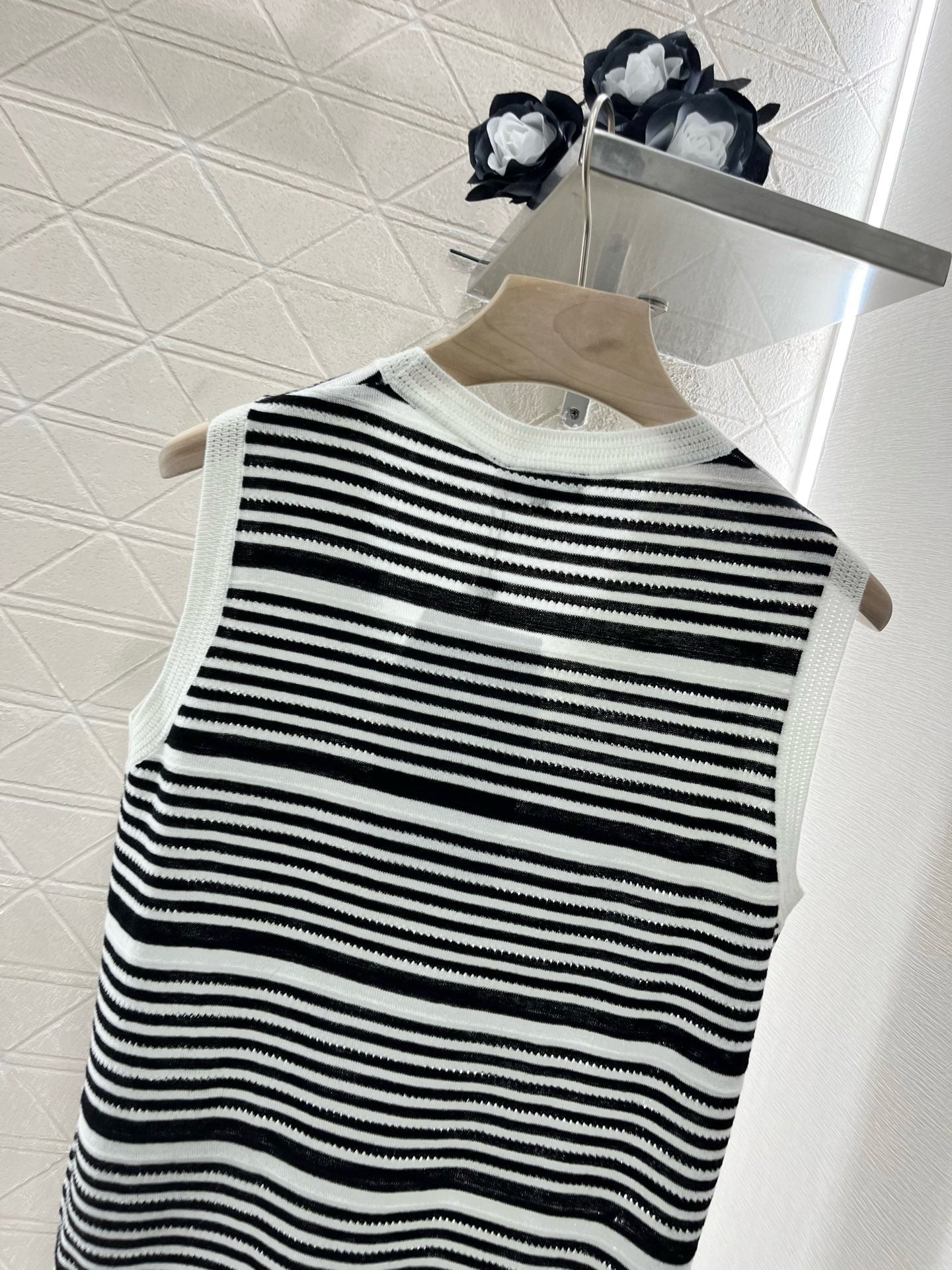 C* 2025SS new striped knitted vest