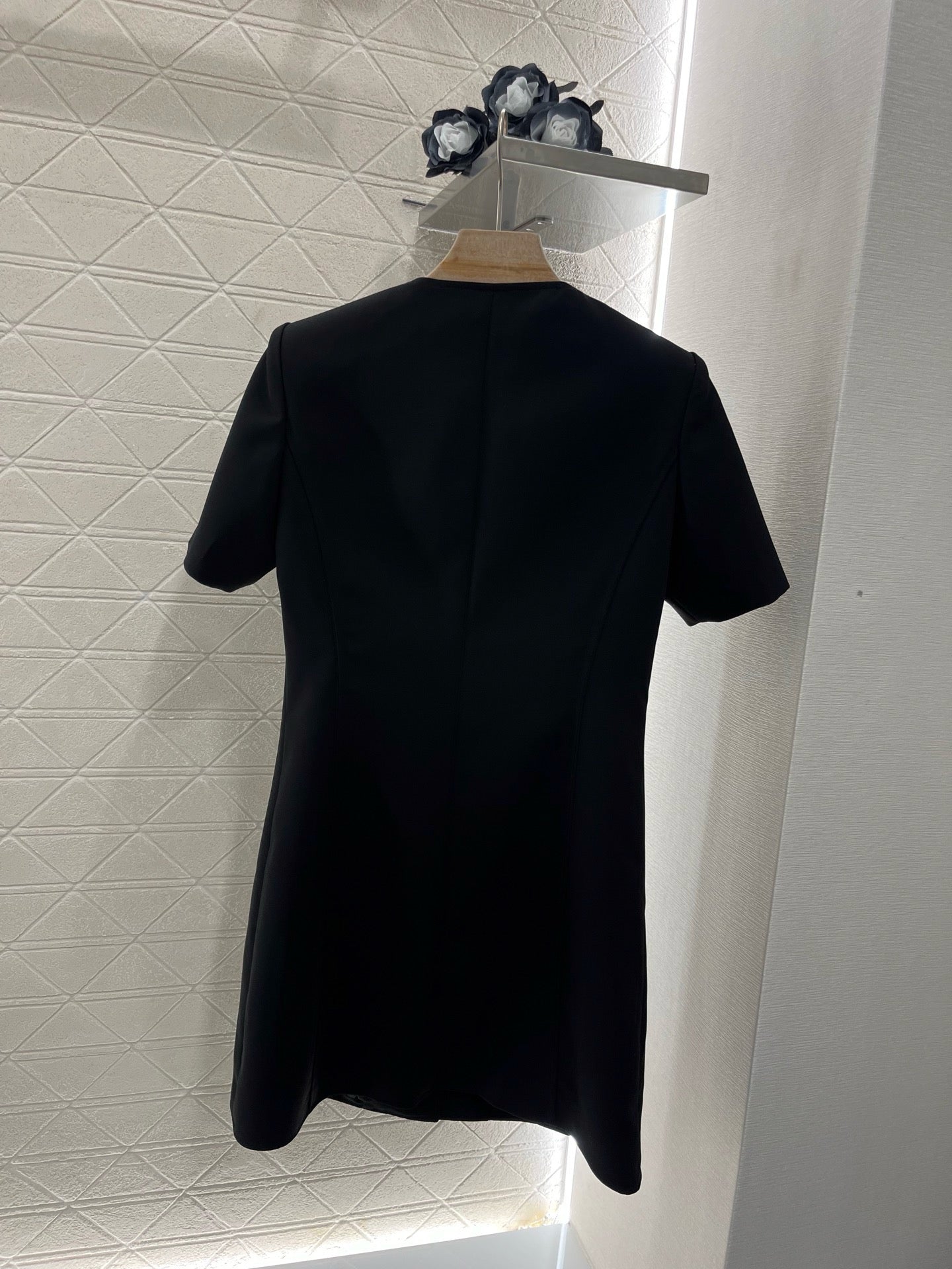 L* New Arrival Gold Button Short Sleeve Dress