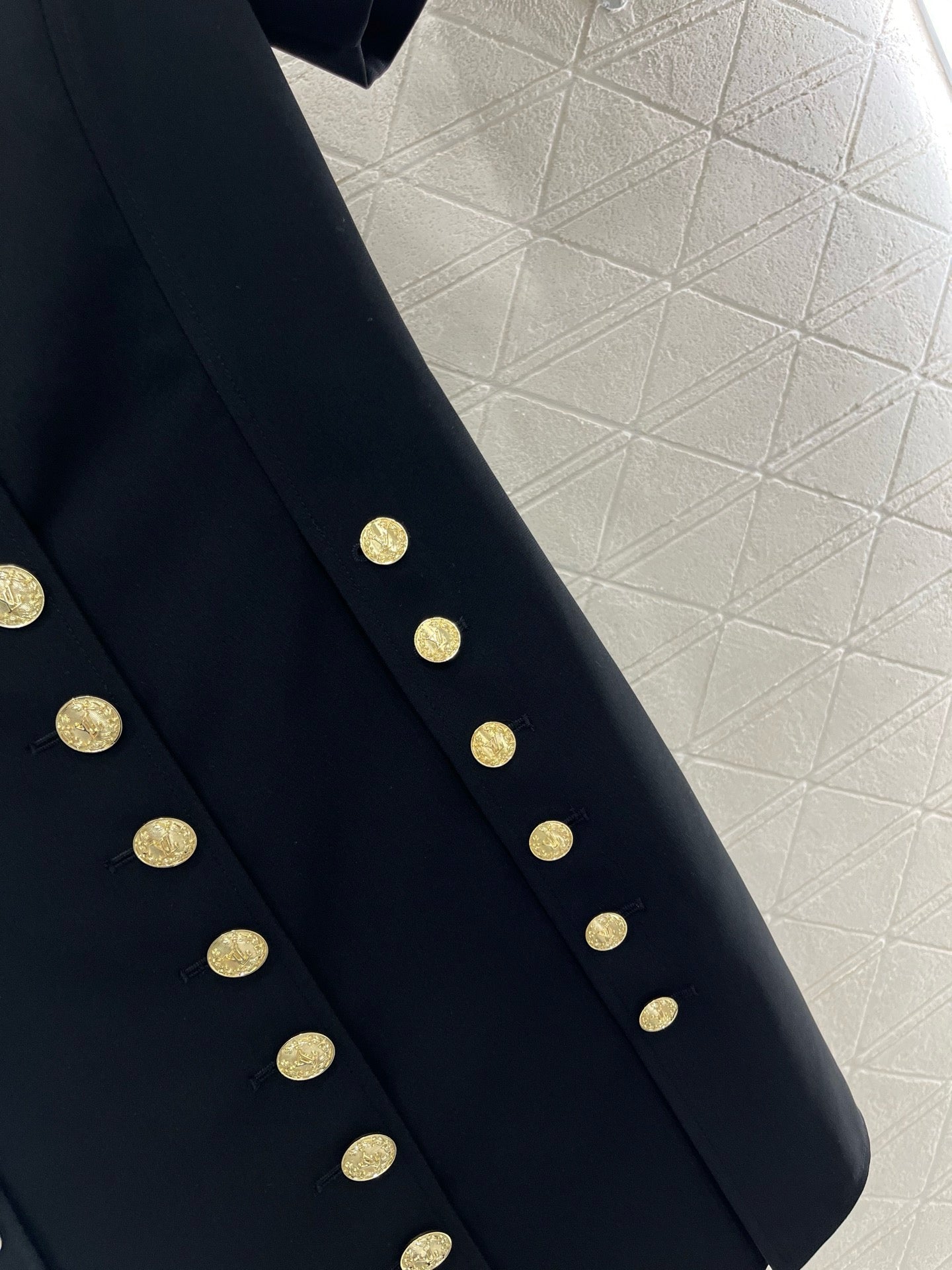 L* New Arrival Gold Button Short Sleeve Dress