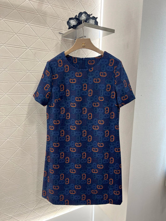 new round neck short sleeve dress