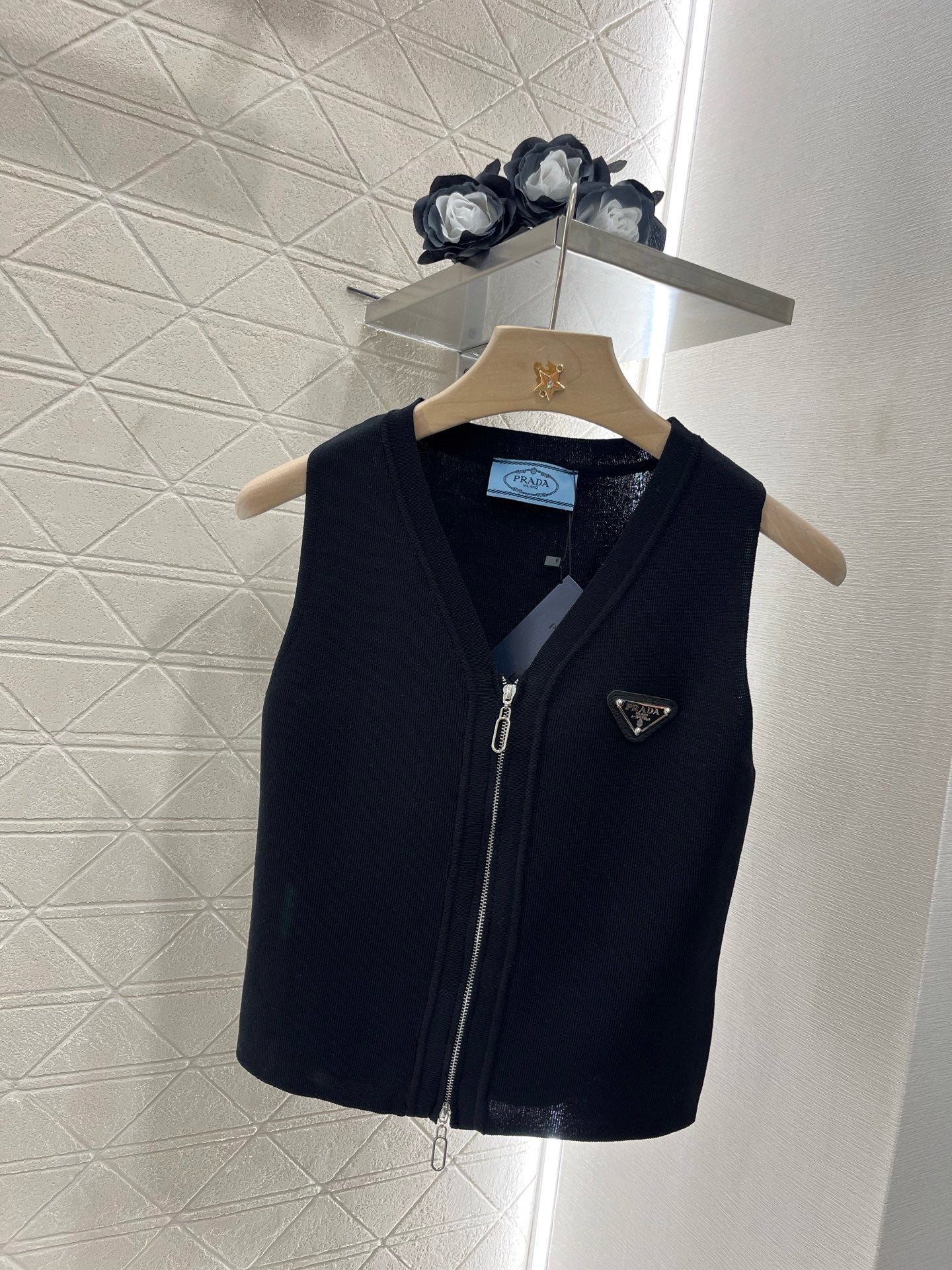 2025SS New Arrival Zipper Knit Vest