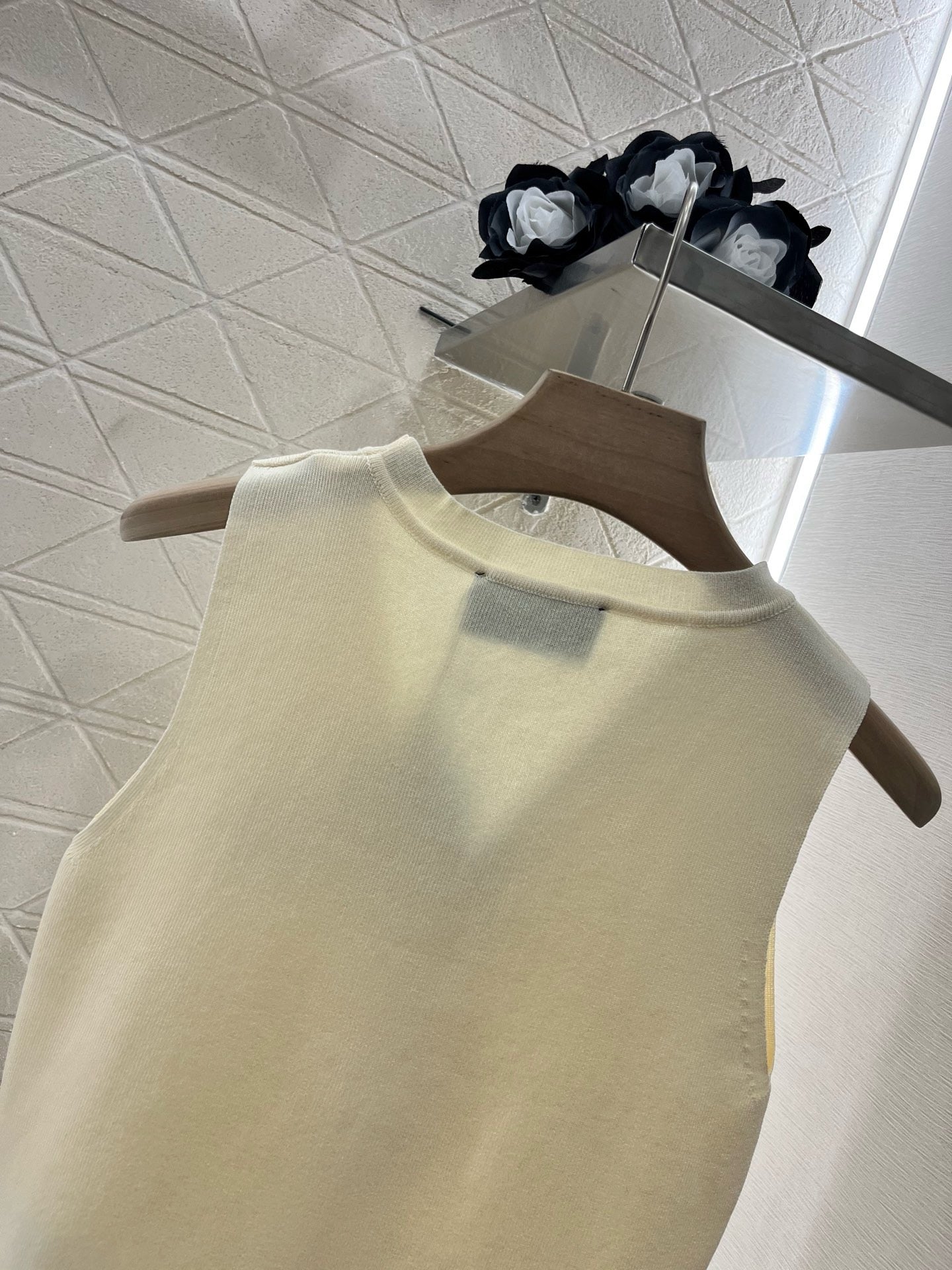 2025SS New Arrival Zipper Knit Vest