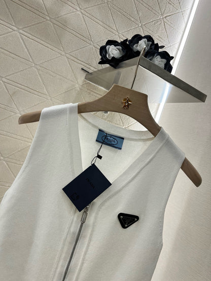 2025SS New Arrival Zipper Knit Vest