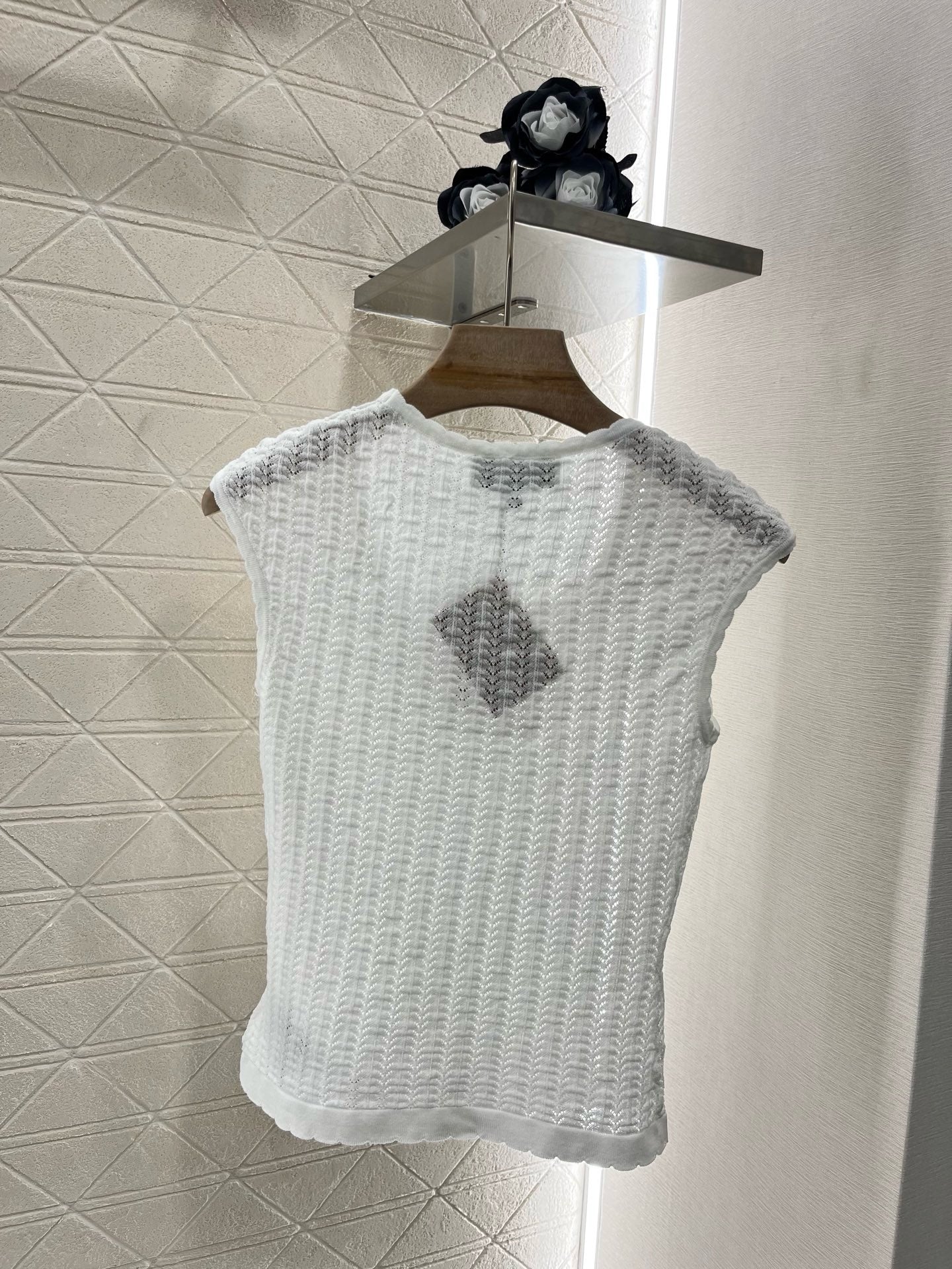 MI*MI*2025ss New Arrival Hollow Lace Knitted Vest