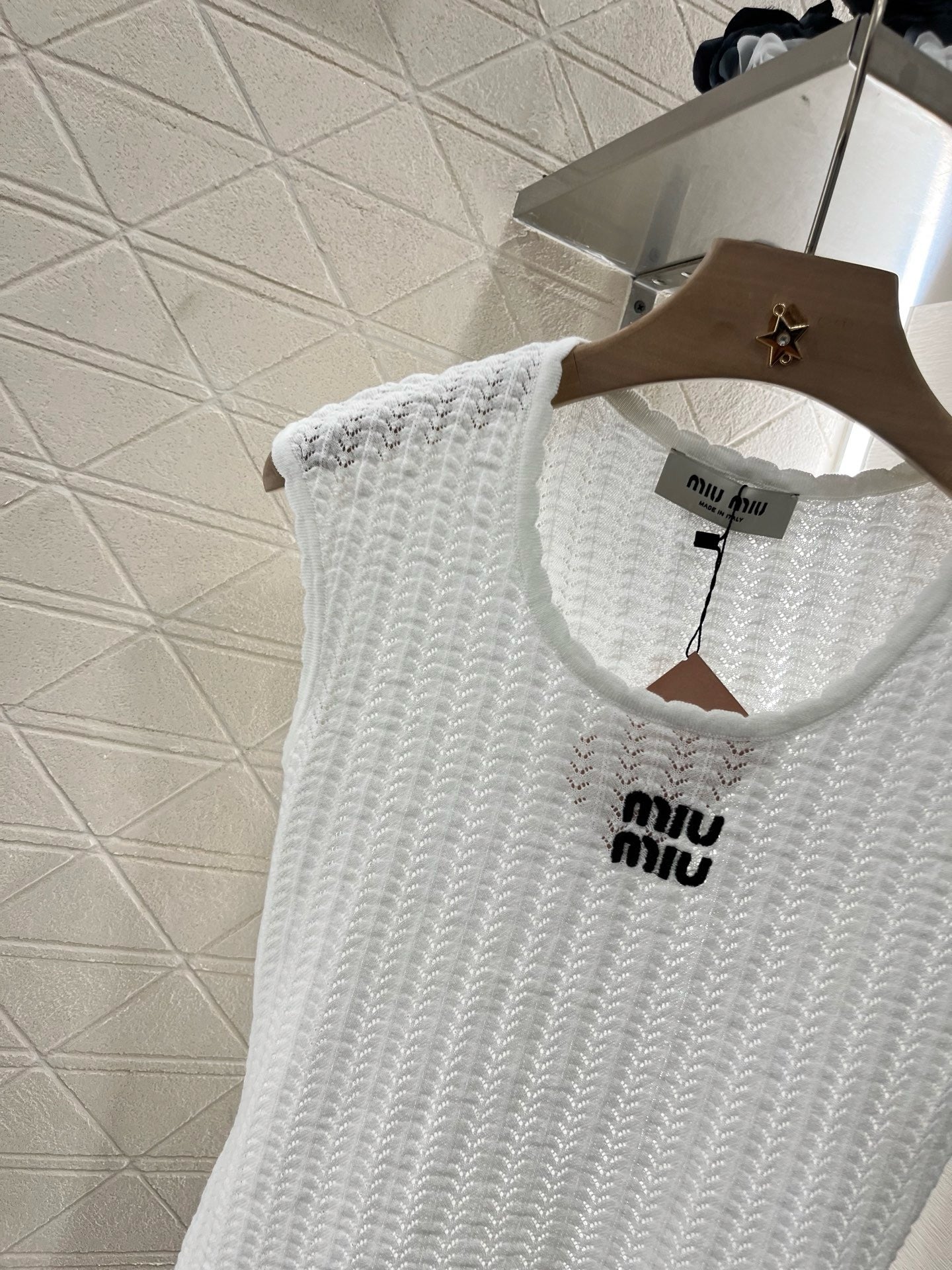 MI*MI*2025ss New Arrival Hollow Lace Knitted Vest
